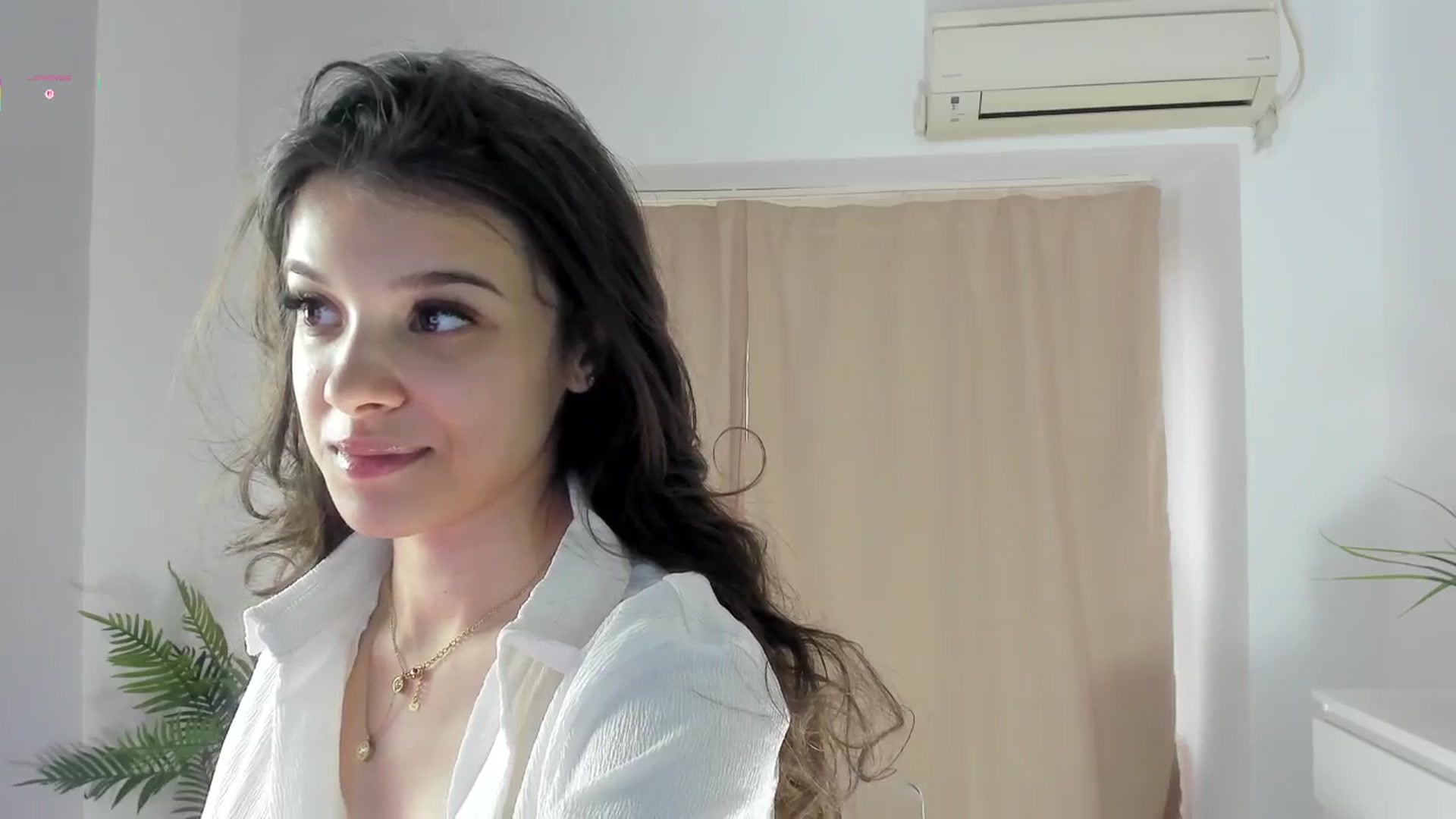 Gallery image thumbnail from BabyAylin's myfreecams stream on, 11/20/2025, 11:01 image 17 of 20