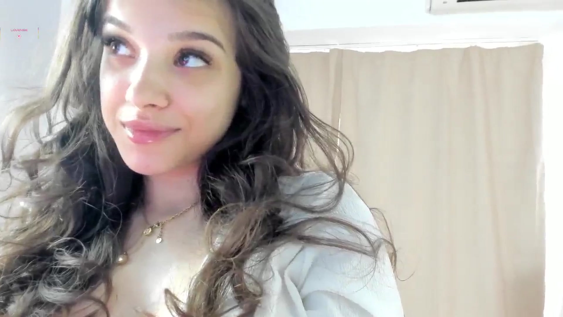 Gallery image thumbnail from BabyAylin's myfreecams stream on, 11/20/2025, 11:01 image 16 of 20