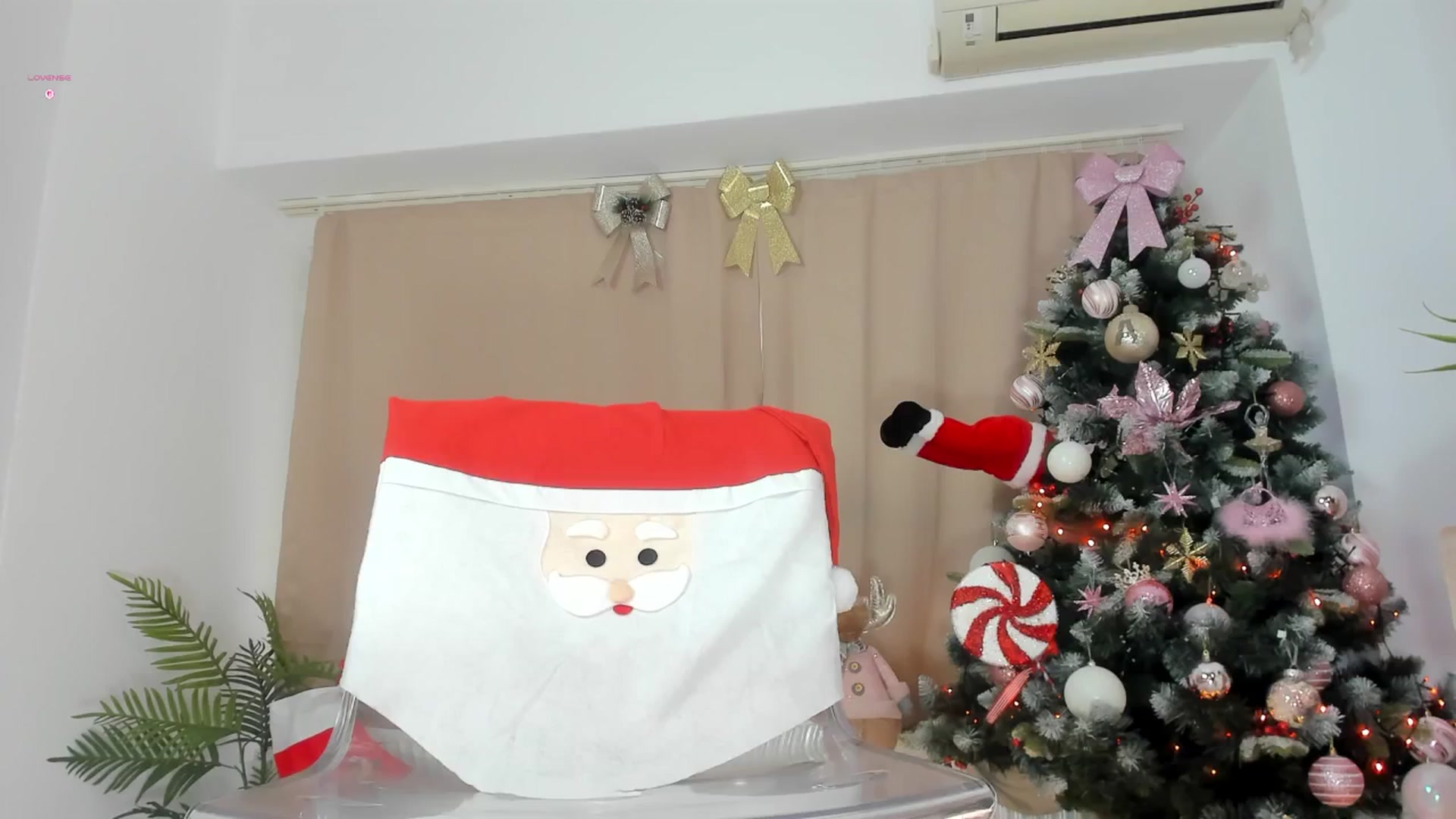 Gallery image thumbnail from BabyAylin's myfreecams stream on, 12/22/2025, 08:55 image 17 of 20