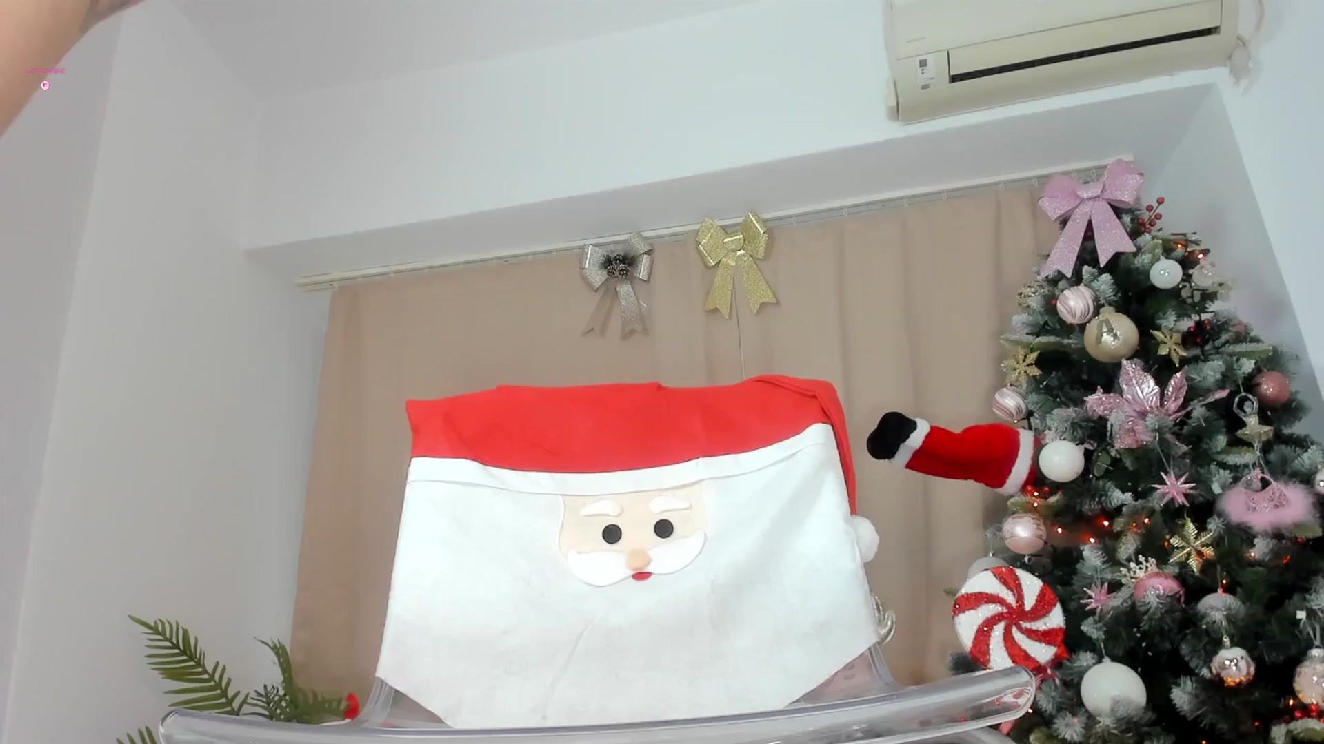 Gallery image thumbnail from BabyAylin's myfreecams stream on, 12/22/2025, 09:43 image 4 of 20