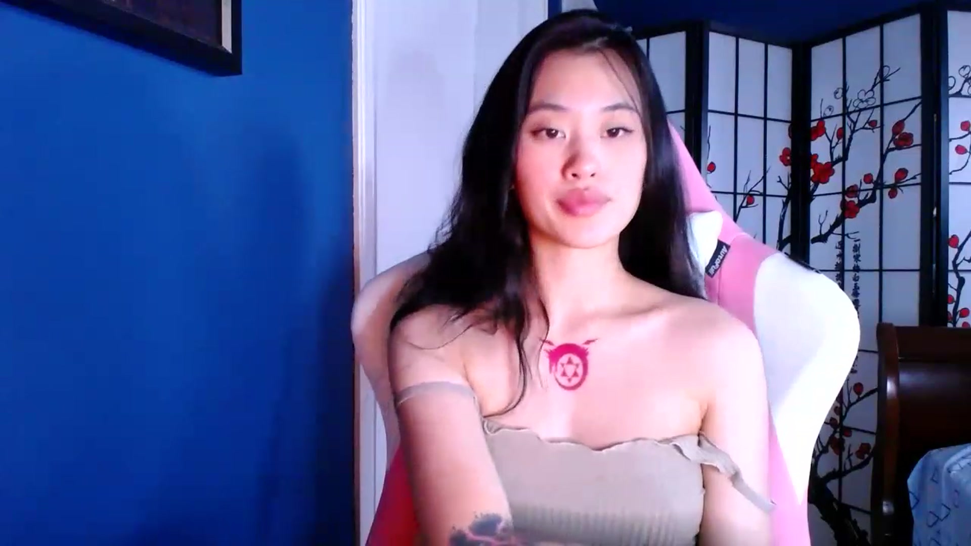 Gallery image thumbnail from BabyCakeYums's myfreecams stream on, 01/09/2023, 19:08 image 12 of 20