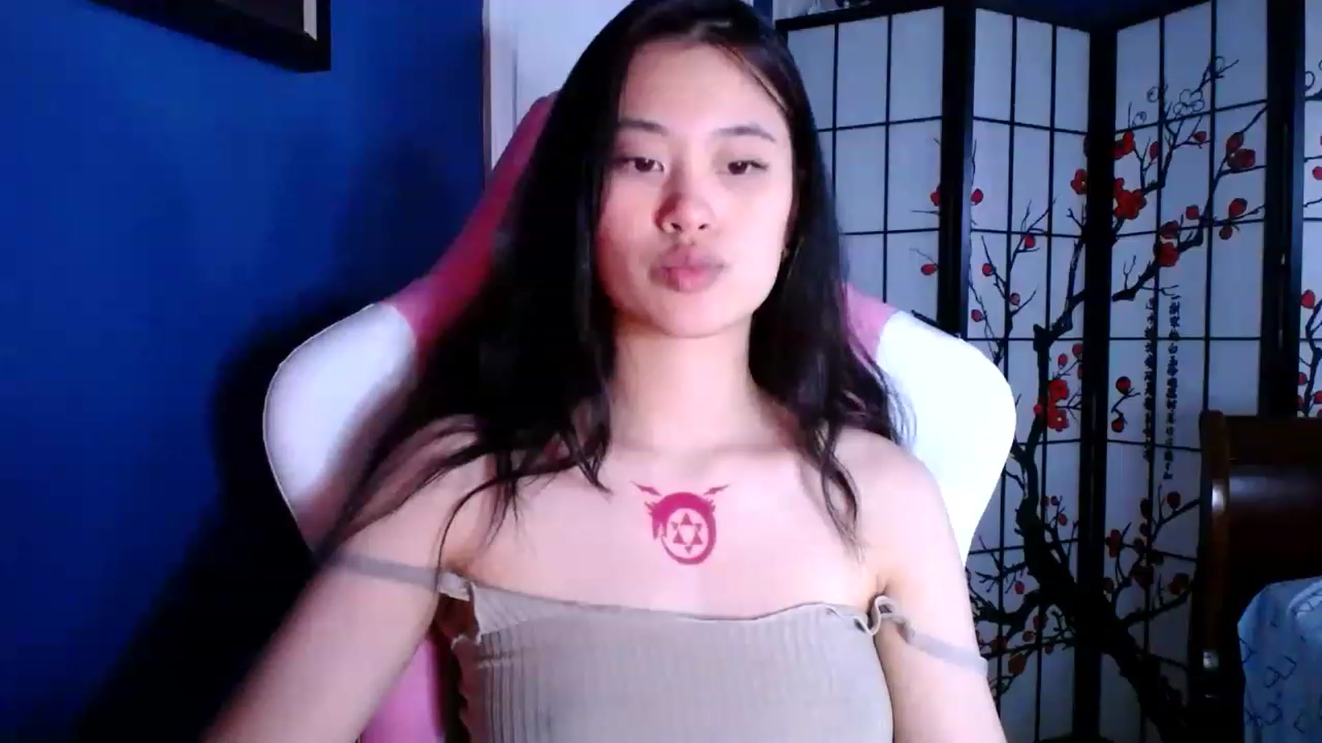 Gallery image thumbnail from BabyCakeYums's myfreecams stream on, 01/09/2023, 19:45 image 18 of 20