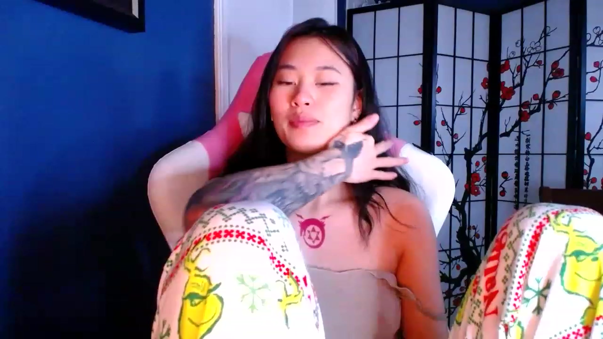 Gallery image thumbnail from BabyCakeYums's myfreecams stream on, 01/09/2023, 19:45 image 20 of 20