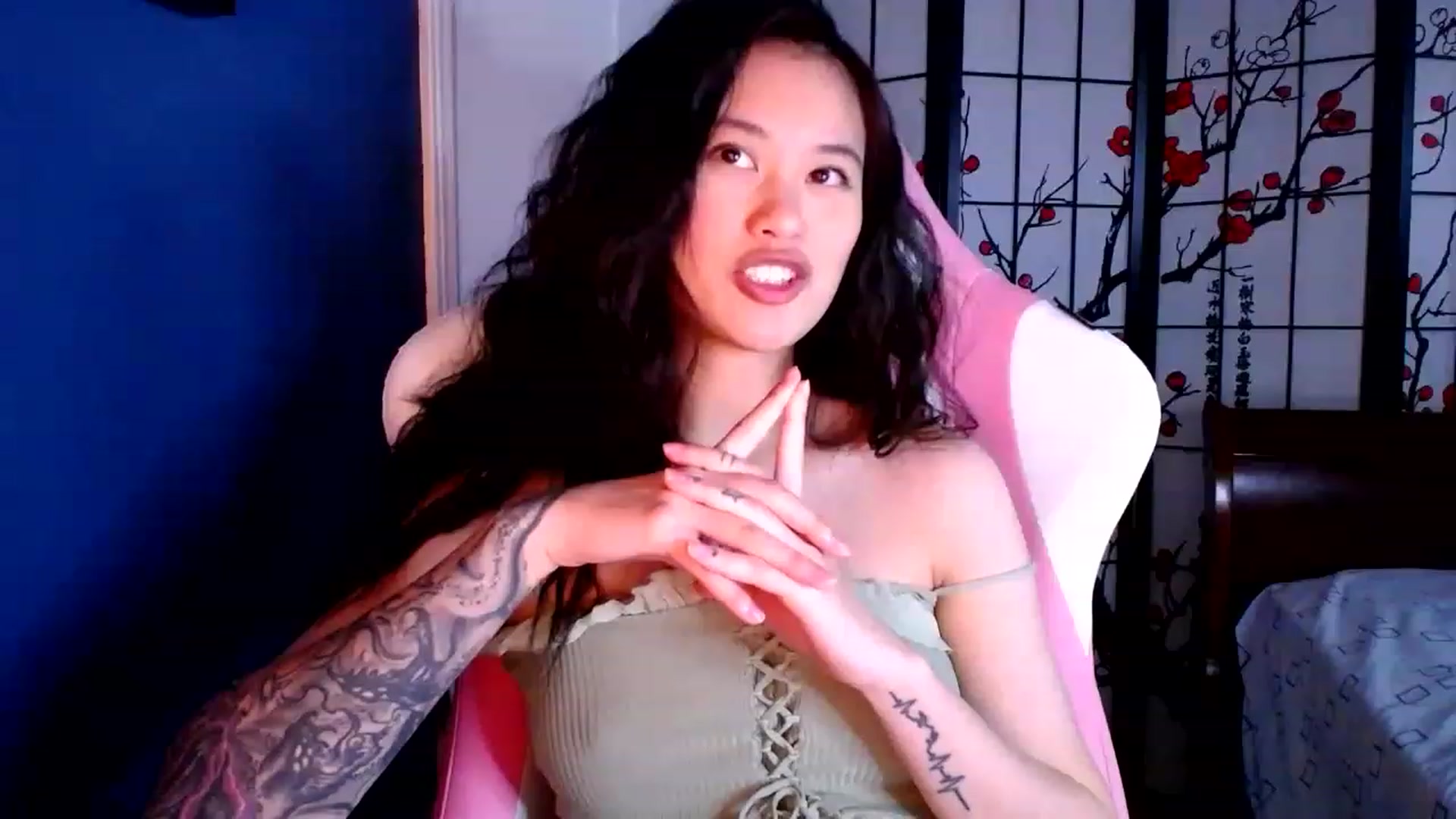 Gallery image thumbnail from BabyCakeYums's myfreecams stream on, 01/12/2023, 19:06 image 8 of 20