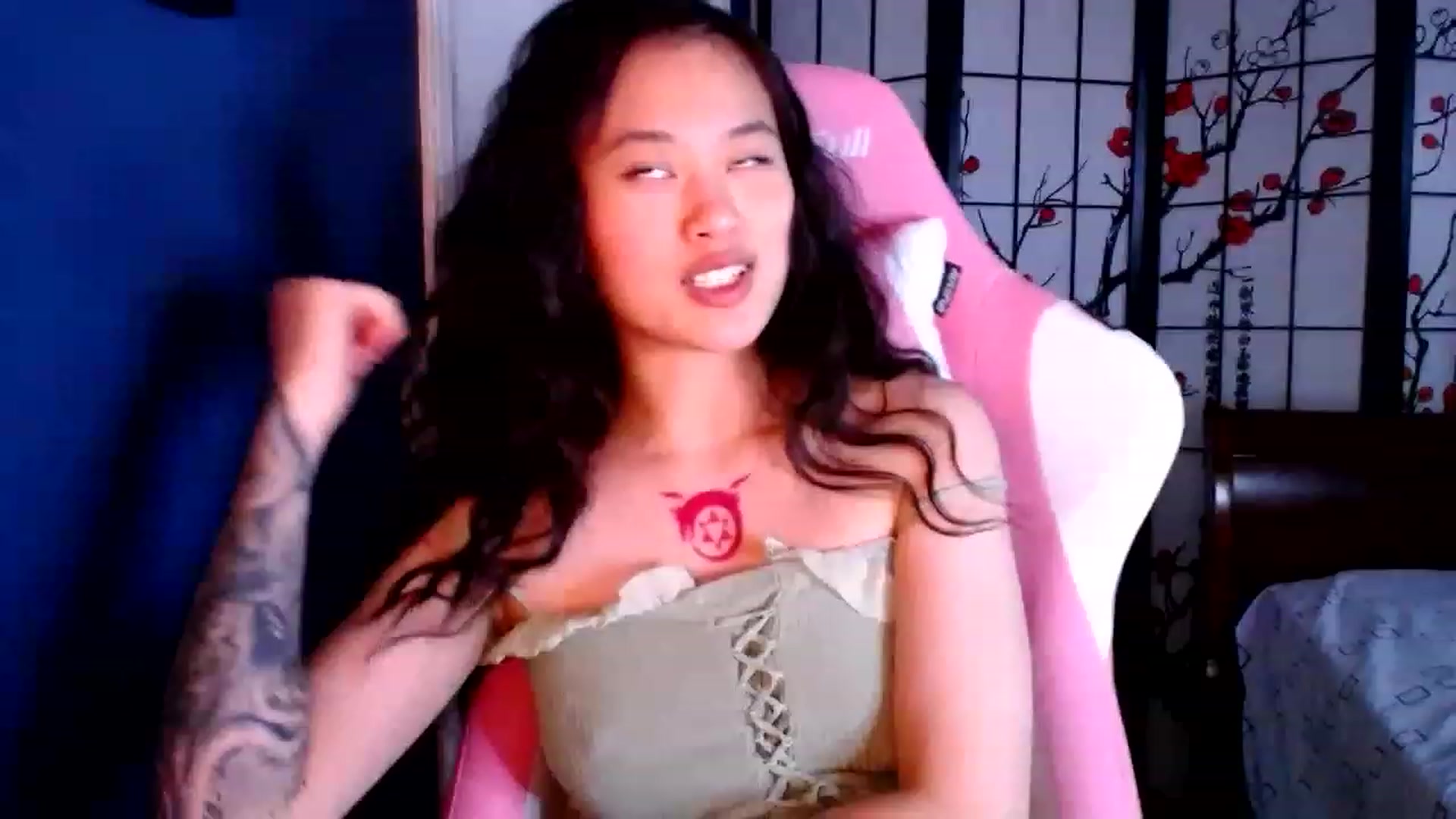 Gallery image thumbnail from BabyCakeYums's myfreecams stream on, 01/12/2023, 19:06 image 3 of 20