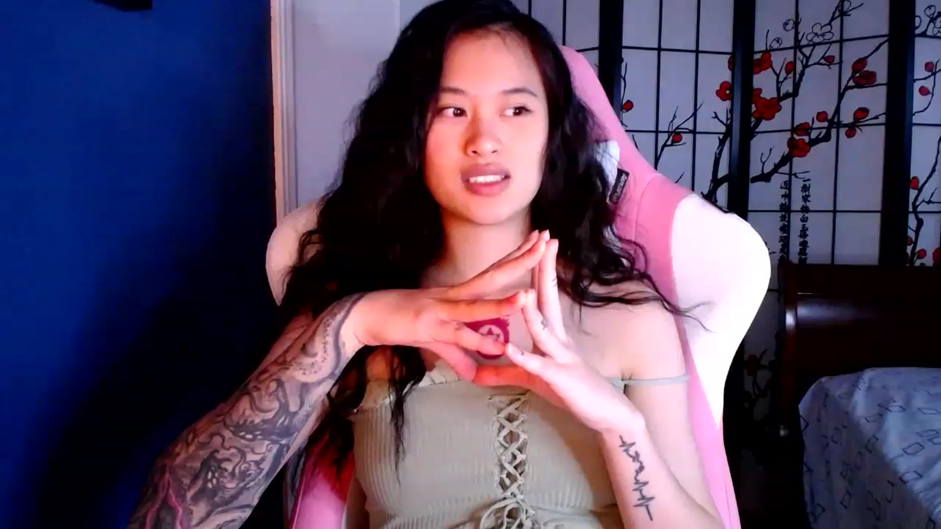 Gallery image thumbnail from BabyCakeYums's myfreecams stream on, 01/12/2023, 19:06 image 13 of 20