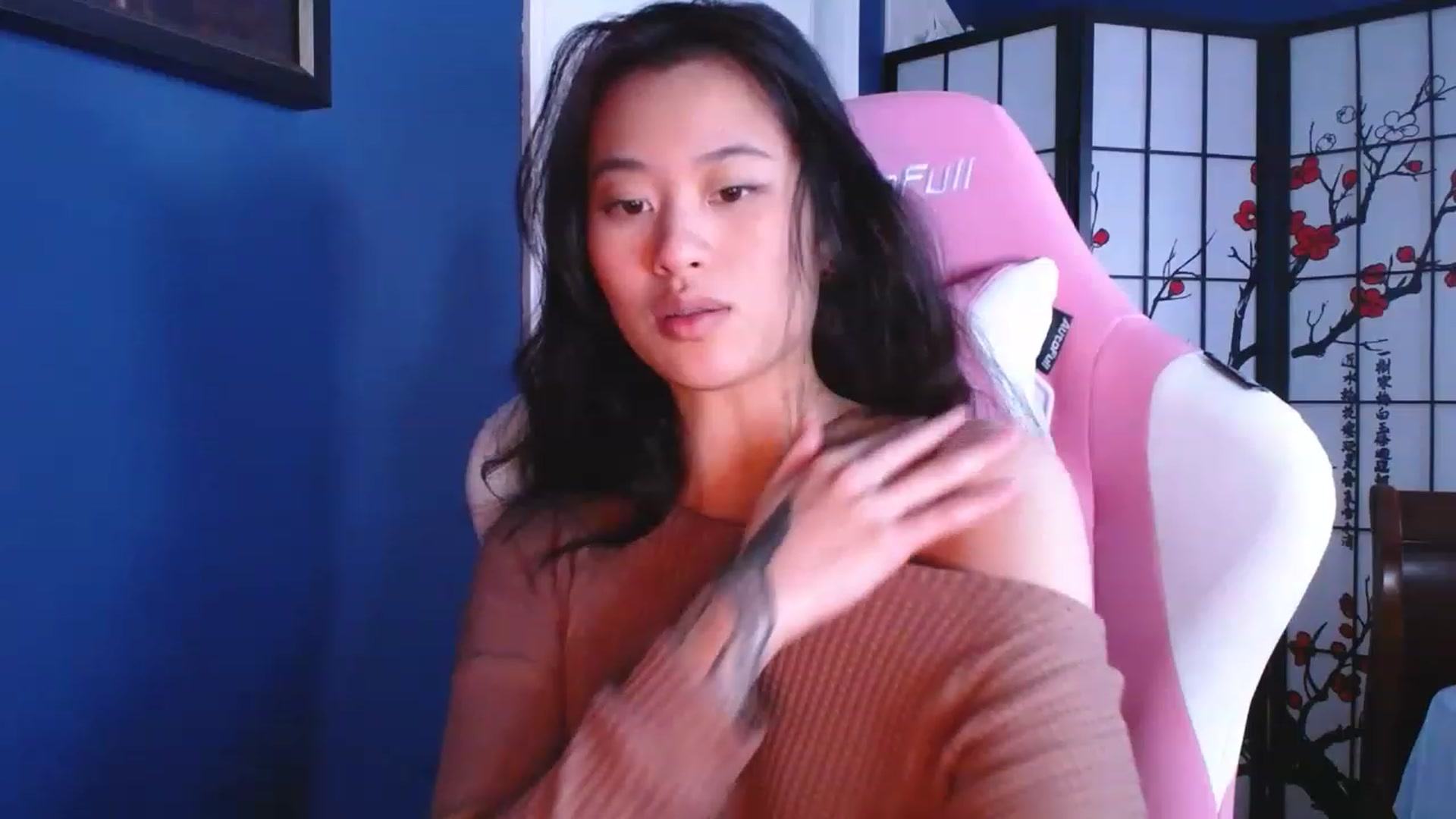 Gallery image thumbnail from BabyCakeYums's myfreecams stream on, 01/17/2023, 19:01 image 18 of 20