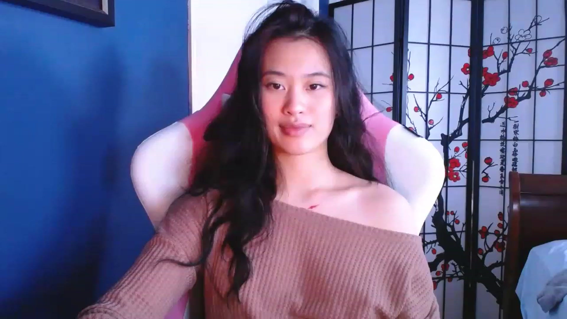 Gallery image thumbnail from BabyCakeYums's myfreecams stream on, 01/17/2023, 19:01 image 7 of 20