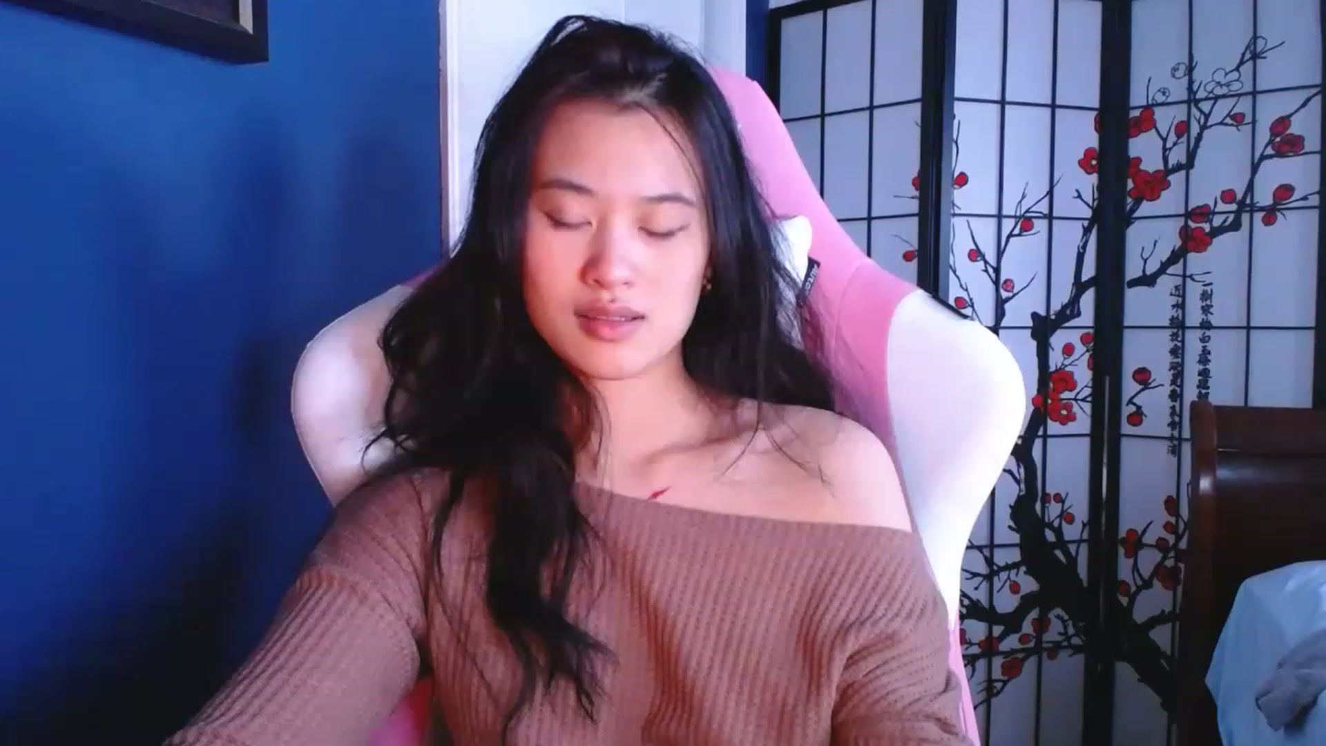 Gallery image thumbnail from BabyCakeYums's myfreecams stream on, 01/17/2023, 19:01 image 12 of 20