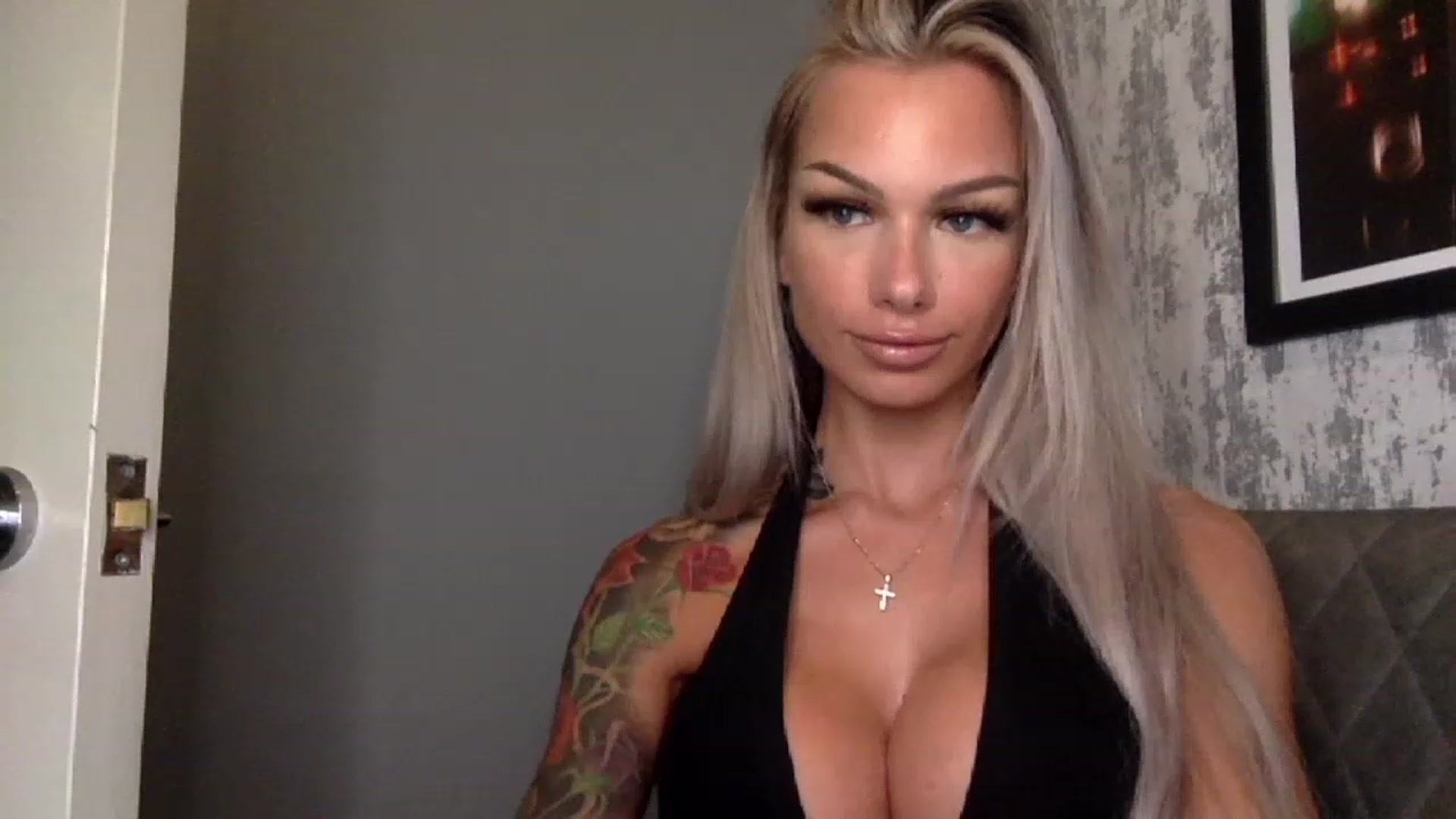 Gallery image thumbnail from BabyDaisyx's myfreecams stream on, 11/16/2022, 10:22 image 1 of 20