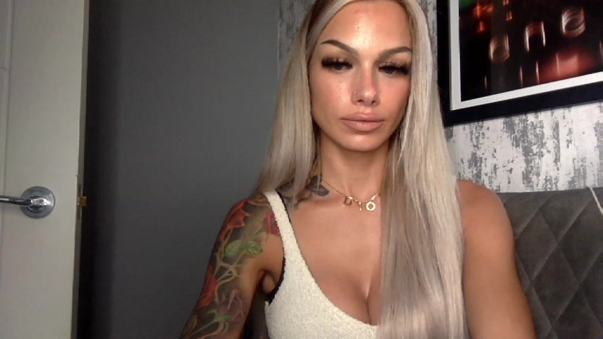 Gallery image thumbnail from BabyDaisyx's myfreecams stream on, 11/20/2022, 15:49 image 4 of 20
