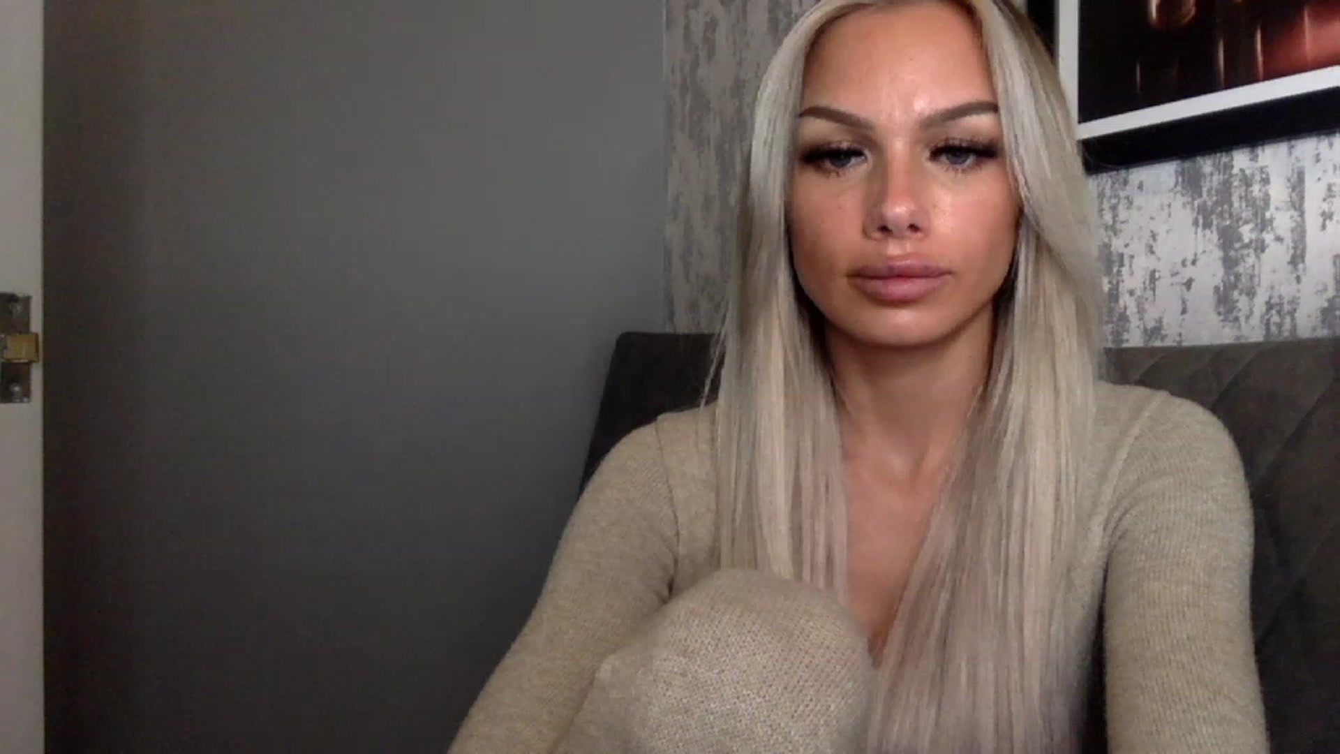 Gallery image thumbnail from BabyDaisyx's myfreecams stream on, 11/23/2022, 15:43 image 16 of 20
