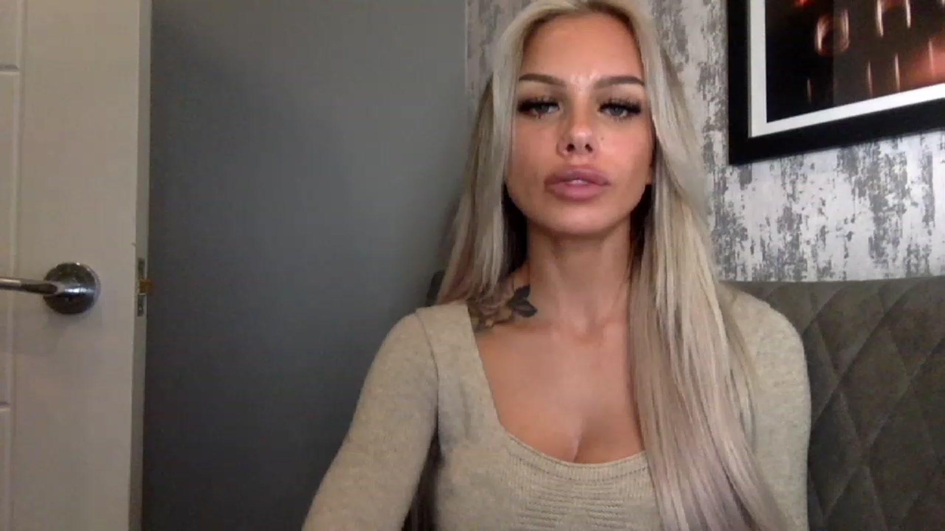 Gallery image thumbnail from BabyDaisyx's myfreecams stream on, 11/26/2022, 01:24 image 20 of 20