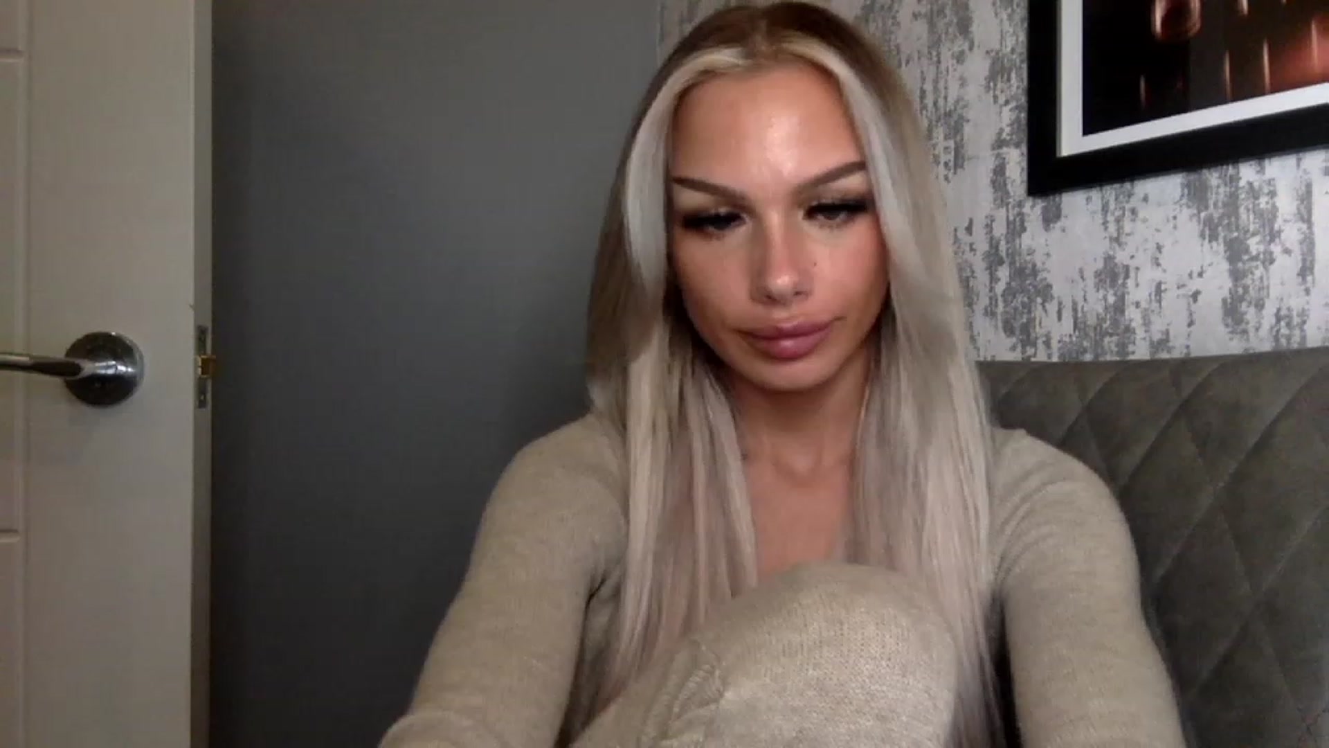 Gallery image thumbnail from BabyDaisyx's myfreecams stream on, 11/23/2022, 18:30 image 20 of 20