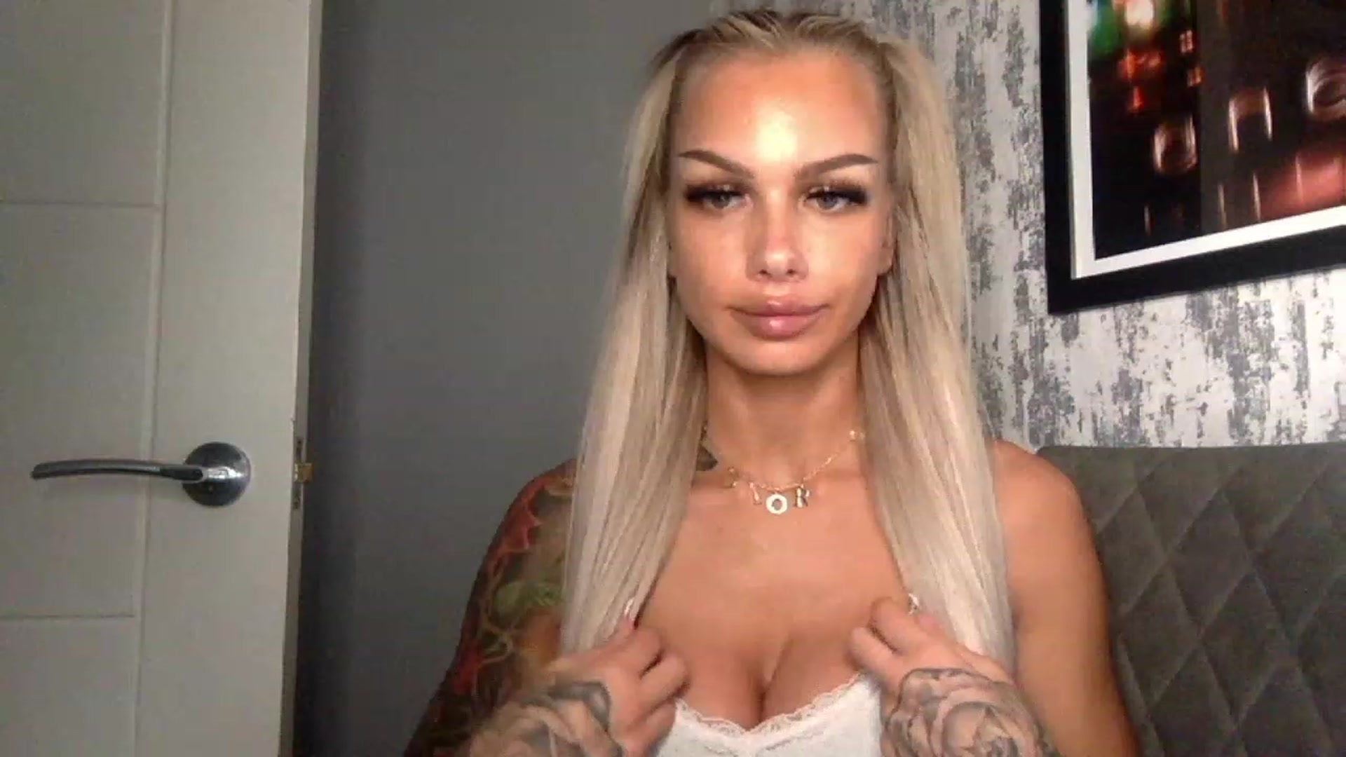 Gallery image thumbnail from BabyDaisyx's myfreecams stream on, 11/24/2022, 13:35 image 10 of 20