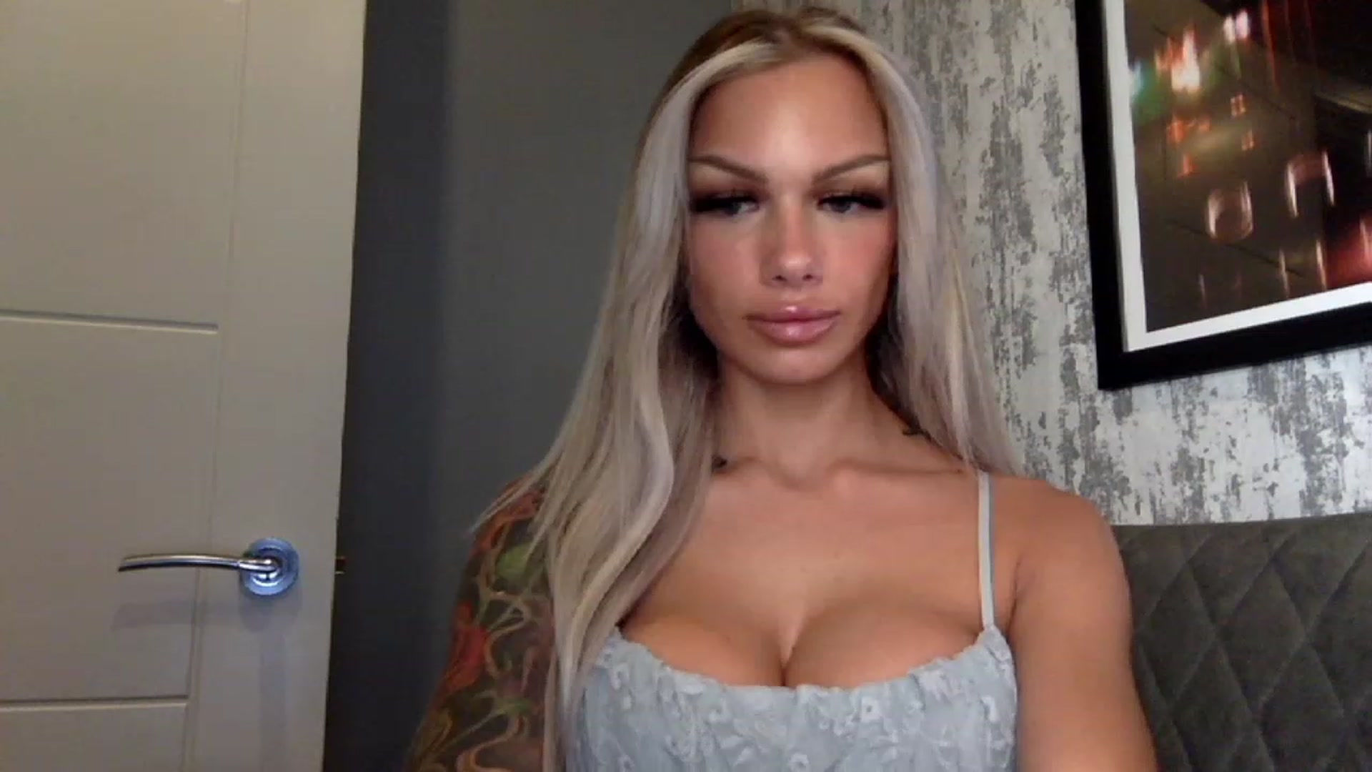 Gallery image thumbnail from BabyDaisyx's myfreecams stream on, 12/08/2022, 08:02 image 13 of 20