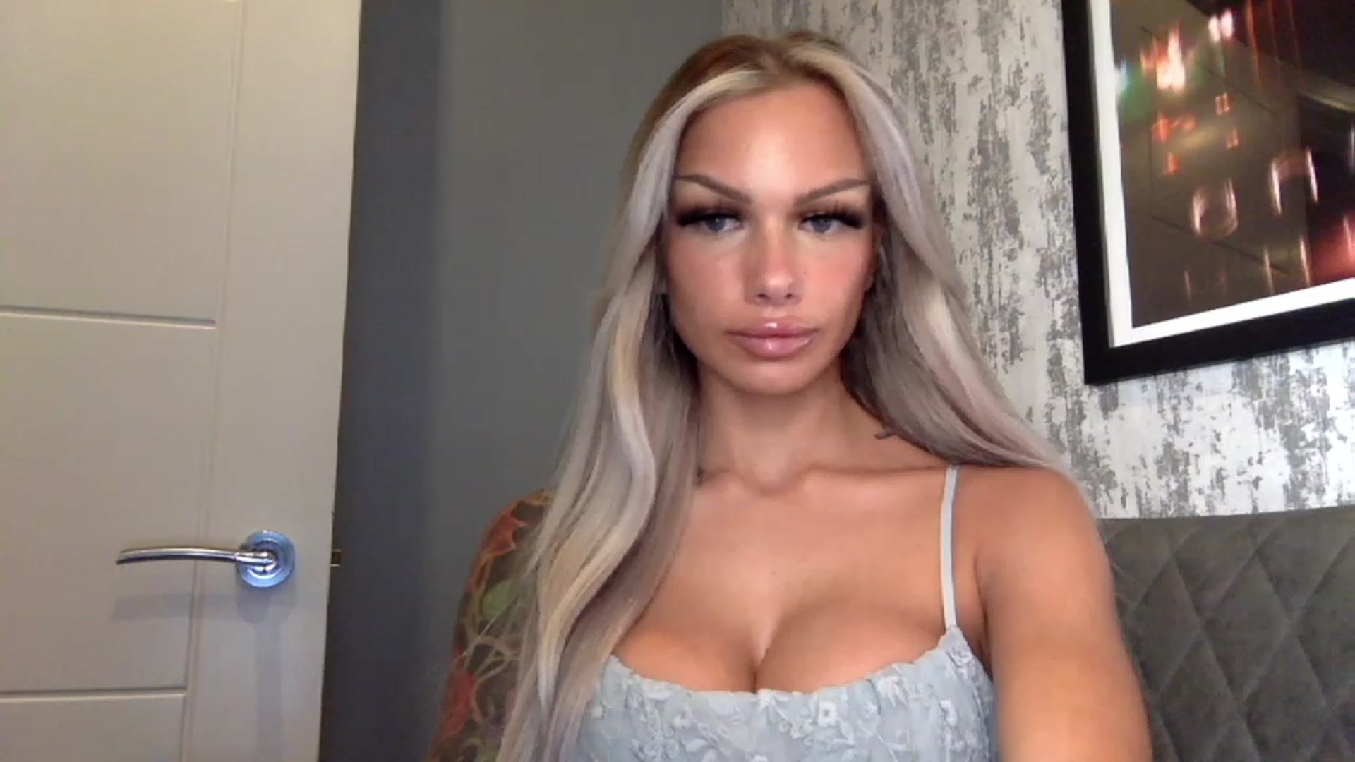 Gallery image thumbnail from BabyDaisyx's myfreecams stream on, 12/08/2022, 08:02 image 14 of 20