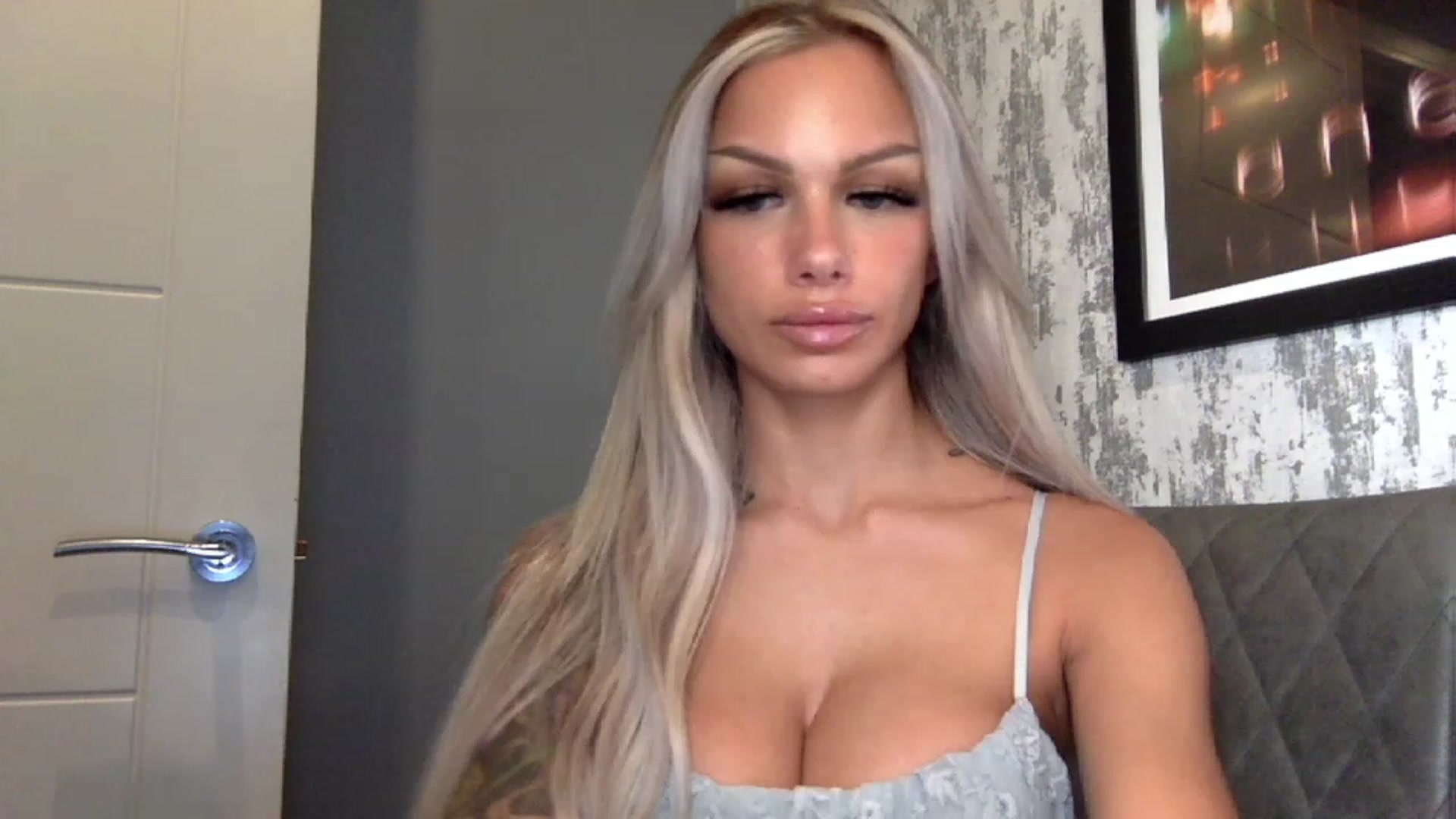 Gallery image thumbnail from BabyDaisyx's myfreecams stream on, 12/08/2022, 08:32 image 13 of 20