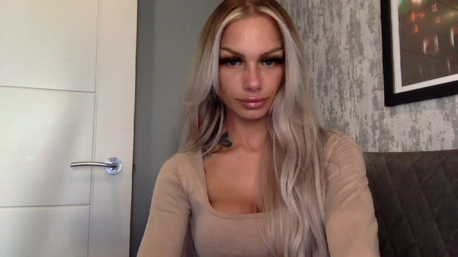 Gallery image thumbnail from BabyDaisyx's myfreecams stream on, 12/08/2022, 13:27 image 1 of 20