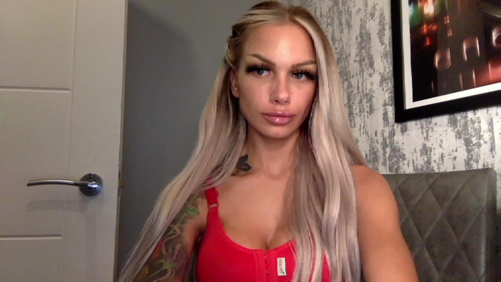 Gallery image thumbnail from BabyDaisyx's myfreecams stream on, 12/08/2022, 18:57 image 6 of 20