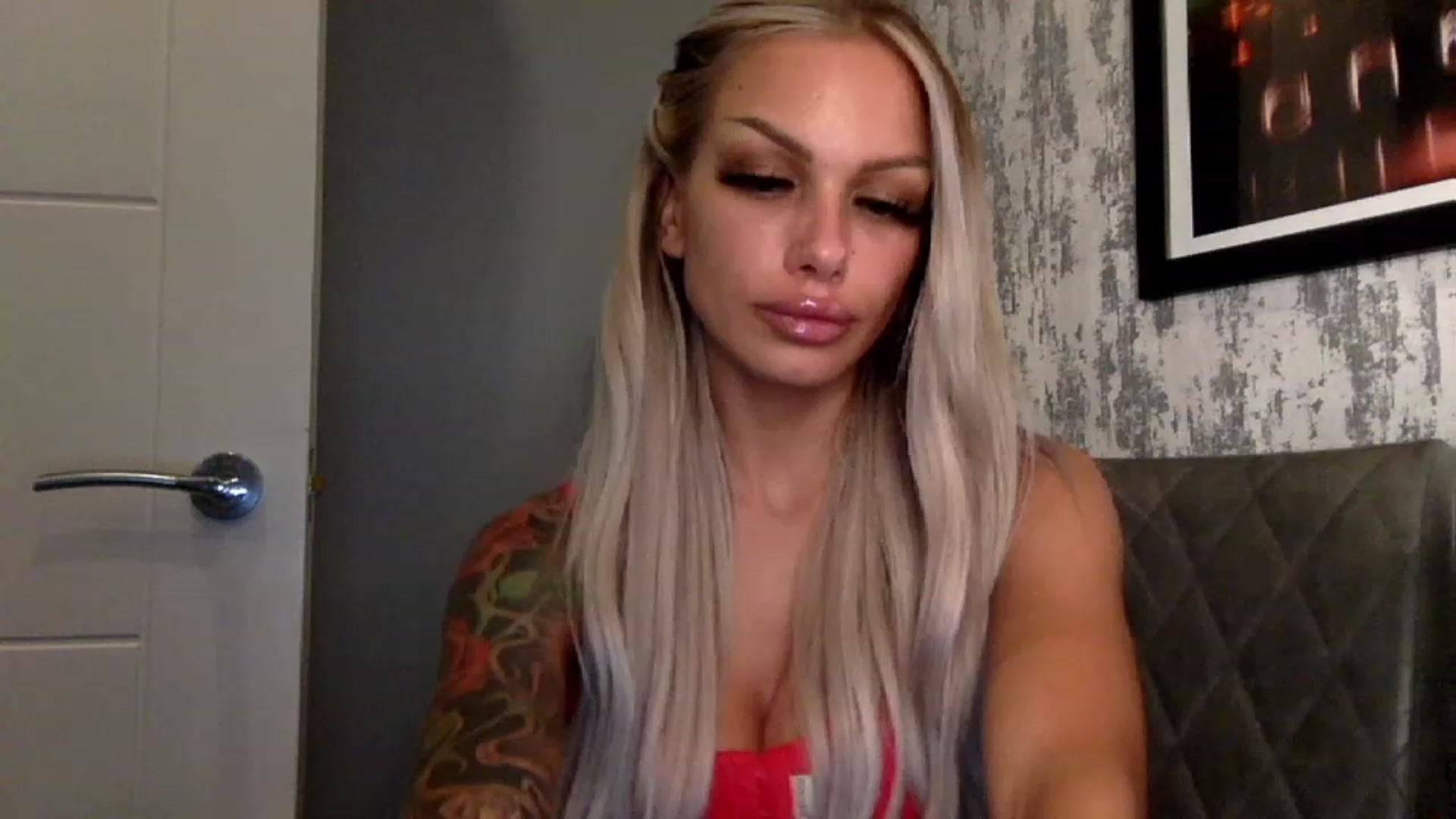 Gallery image thumbnail from BabyDaisyx's myfreecams stream on, 12/08/2022, 18:57 image 18 of 20