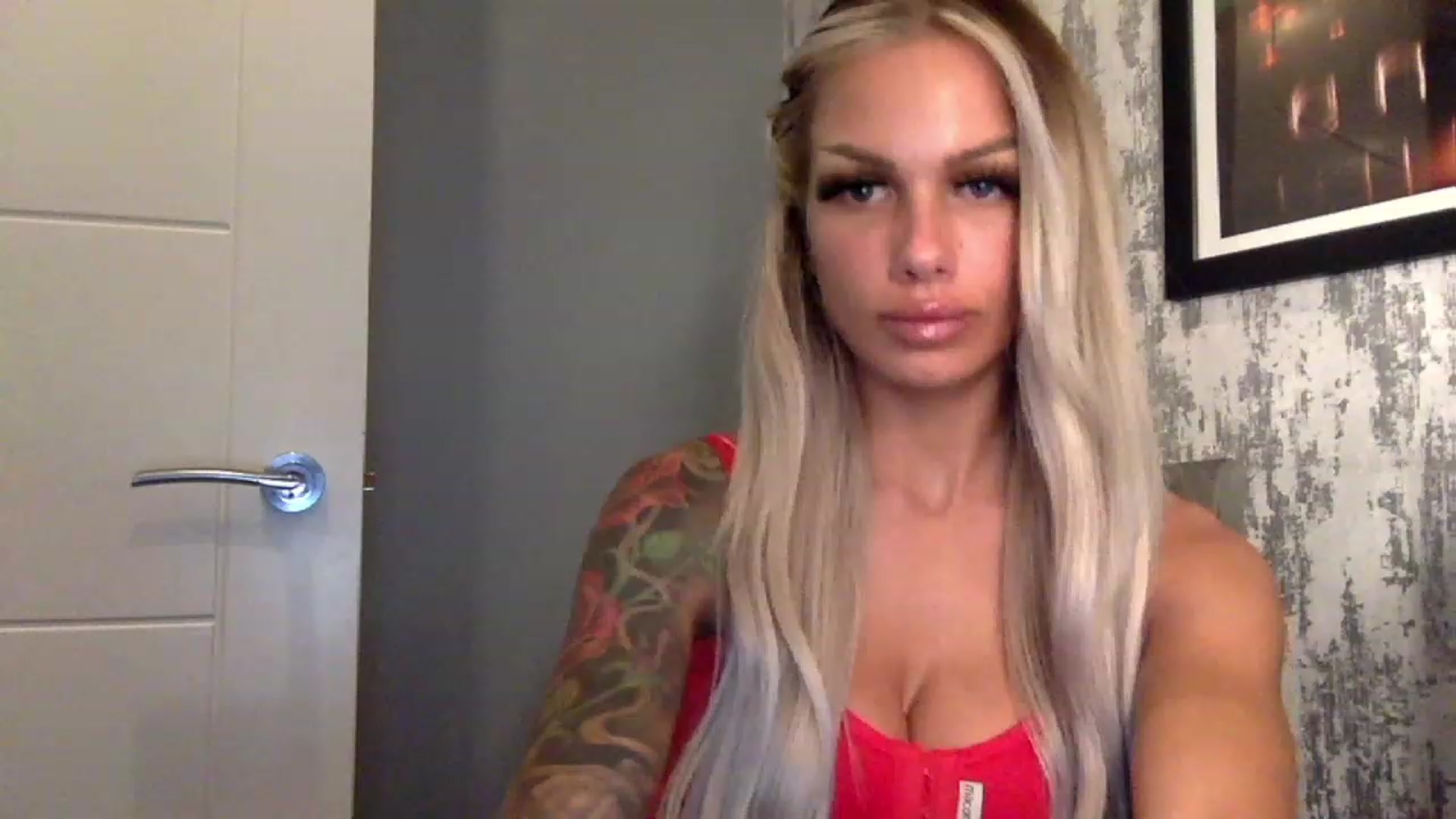 Gallery image thumbnail from BabyDaisyx's myfreecams stream on, 12/08/2022, 19:23 image 12 of 20