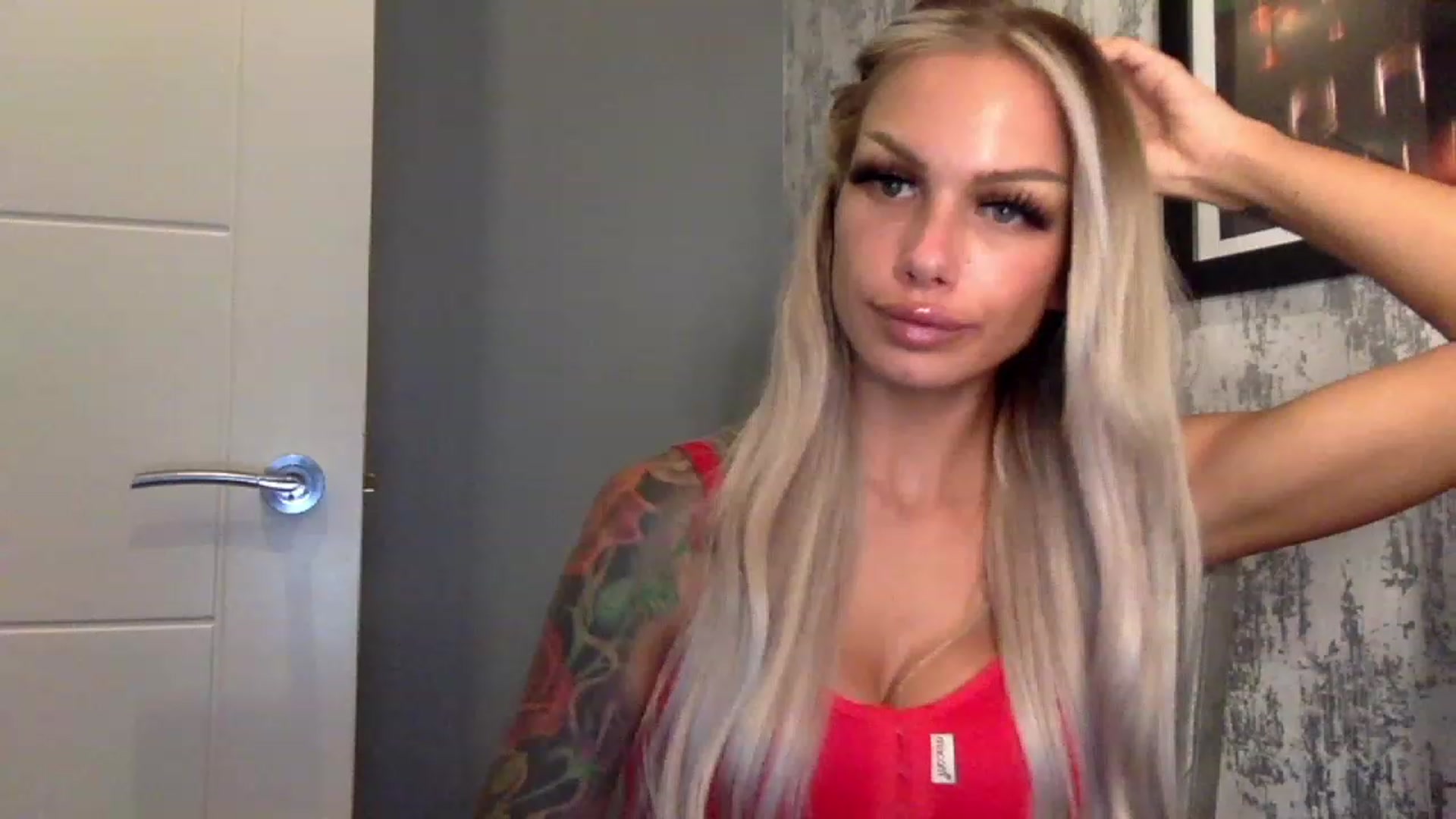 Gallery image thumbnail from BabyDaisyx's myfreecams stream on, 12/08/2022, 19:23 image 15 of 20