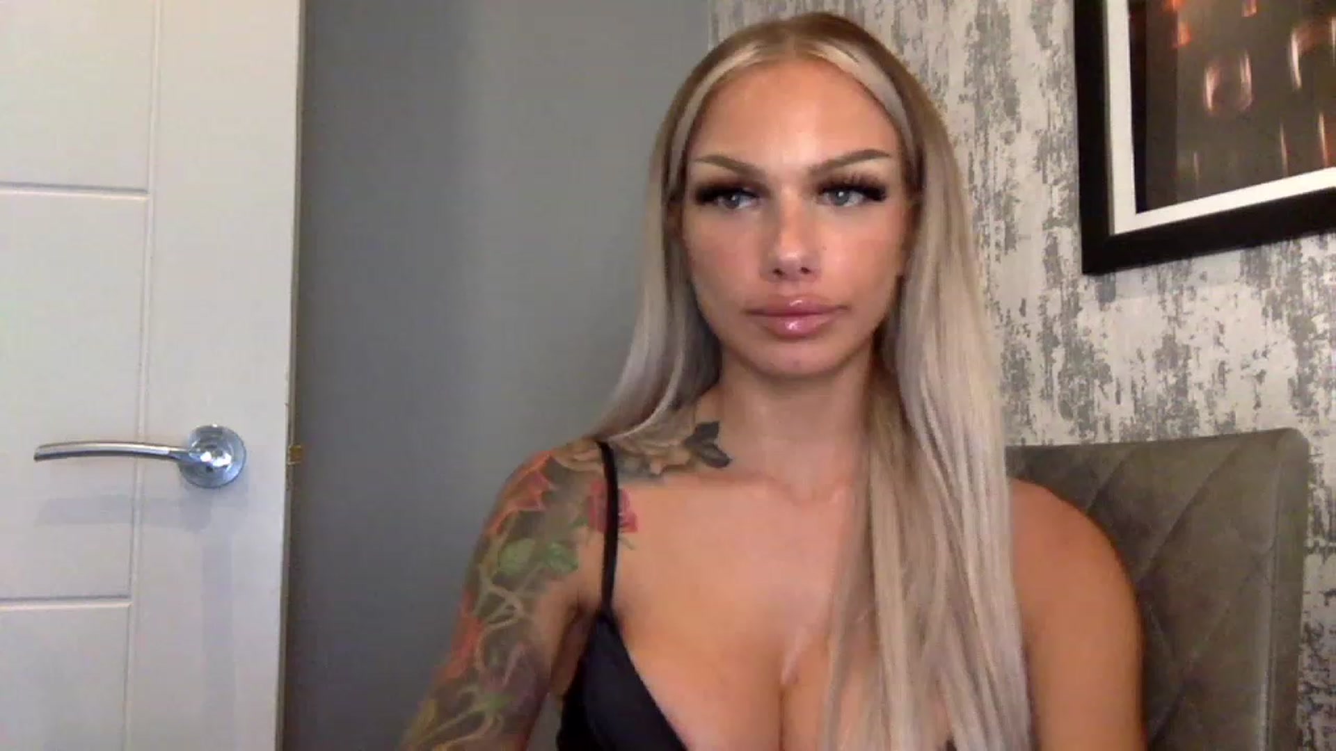 Gallery image thumbnail from BabyDaisyx's myfreecams stream on, 12/09/2022, 15:13 image 7 of 20