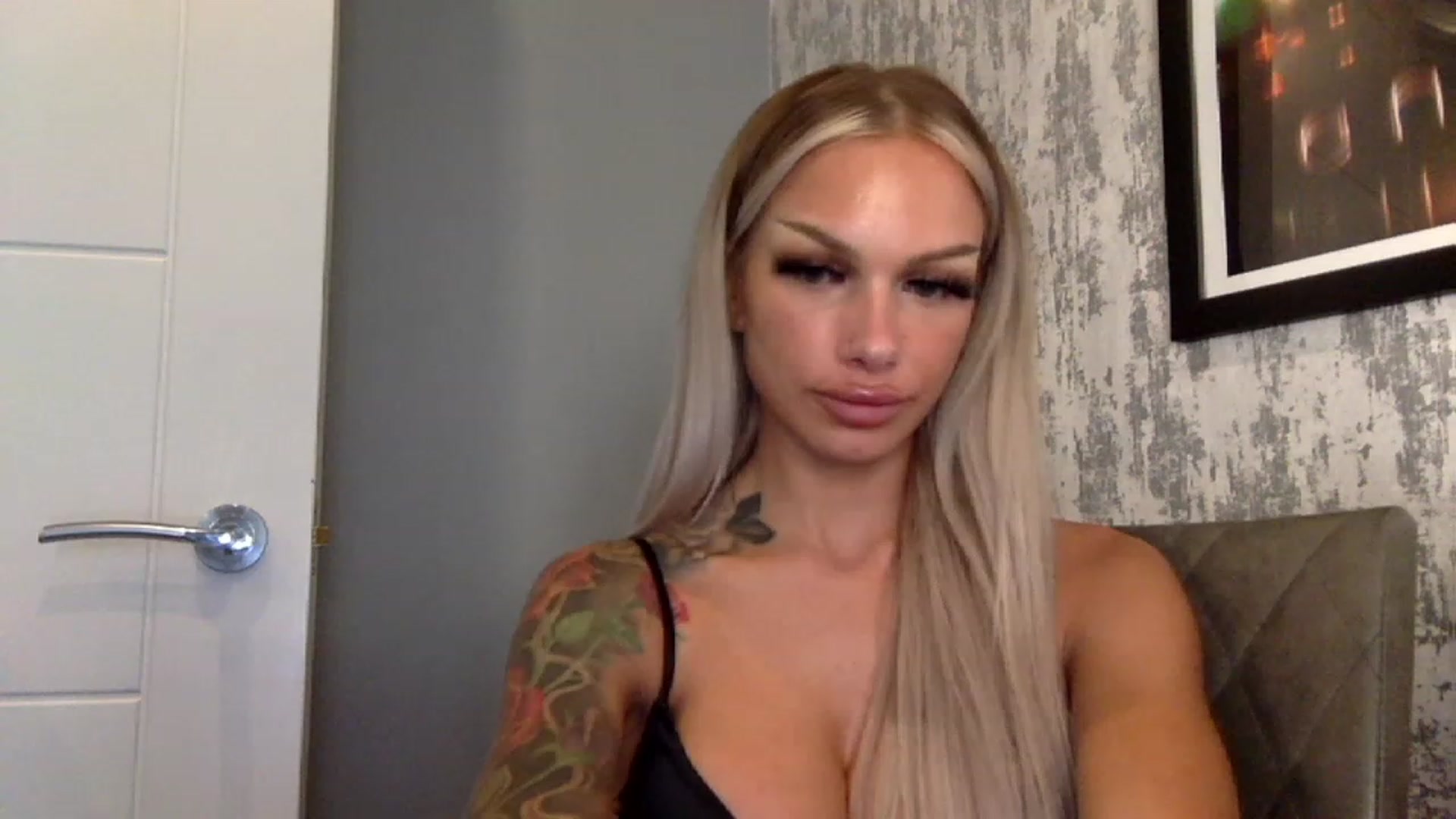 Gallery image thumbnail from BabyDaisyx's myfreecams stream on, 12/09/2022, 15:13 image 3 of 20