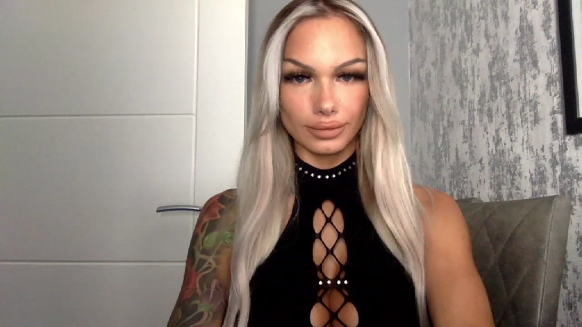 Gallery image thumbnail from BabyDaisyx's myfreecams stream on, 12/18/2022, 13:04 image 14 of 20