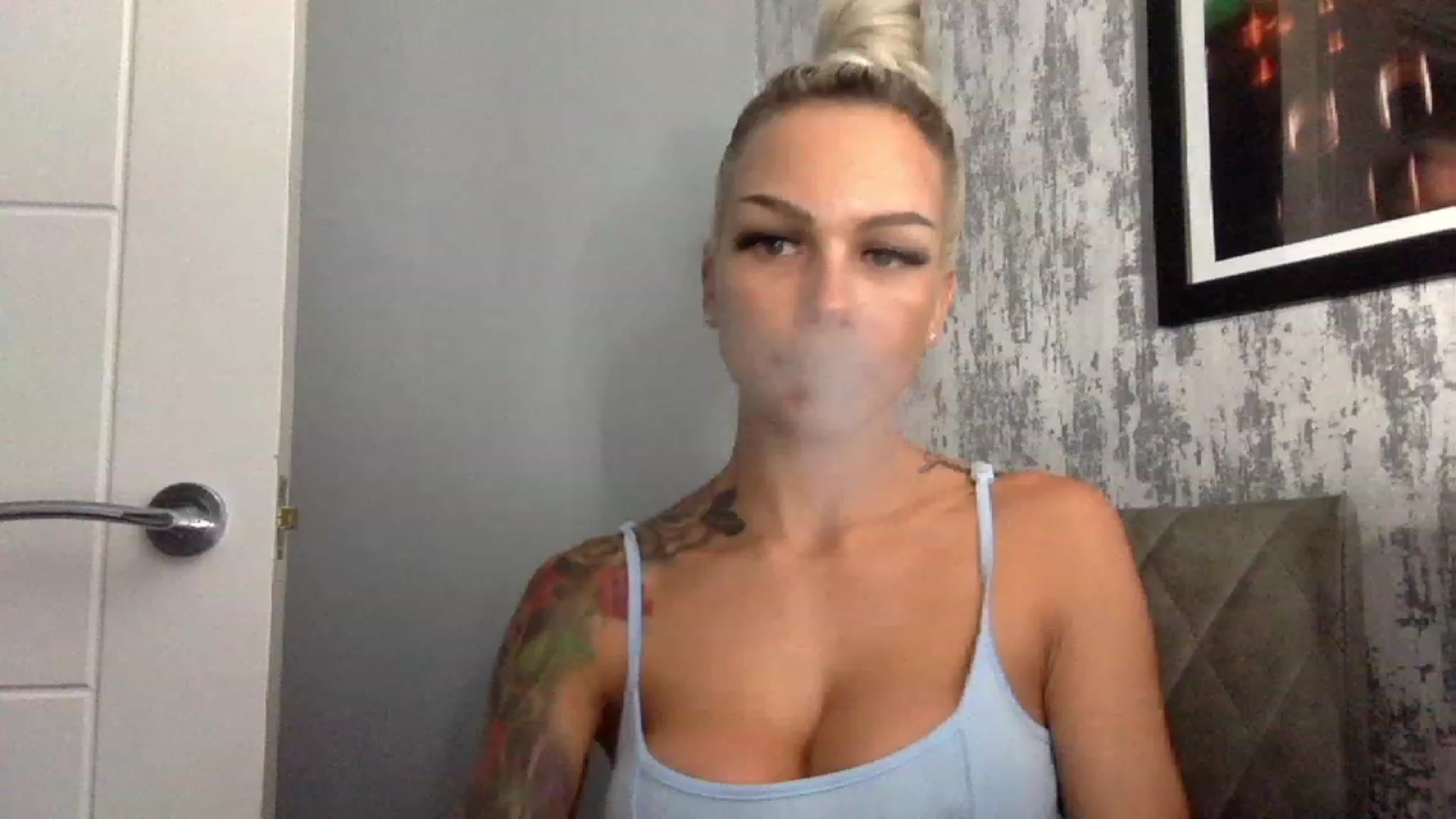 Gallery image thumbnail from BabyDaisyx's myfreecams stream on, 12/21/2022, 07:43 image 20 of 20