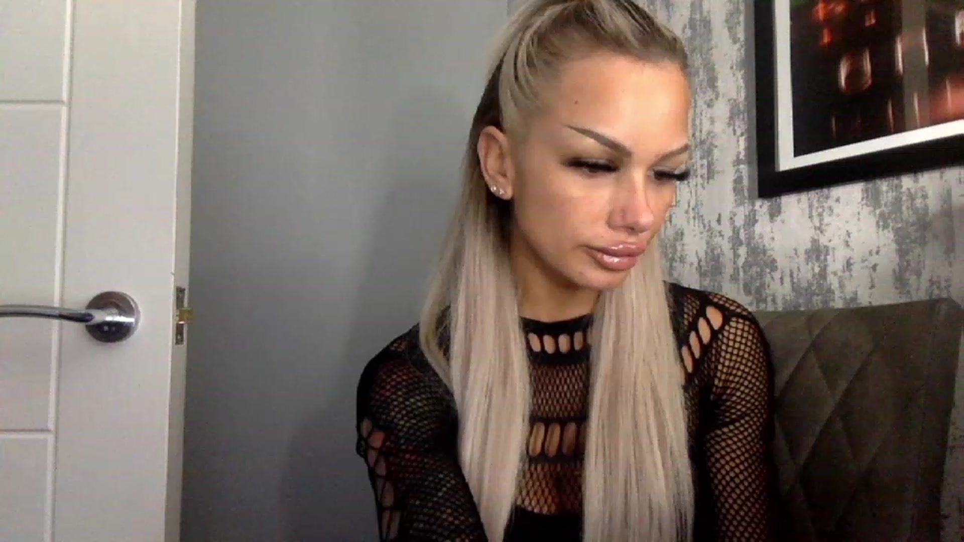 Gallery image thumbnail from BabyDaisyx's myfreecams stream on, 12/23/2022, 05:53 image 14 of 20