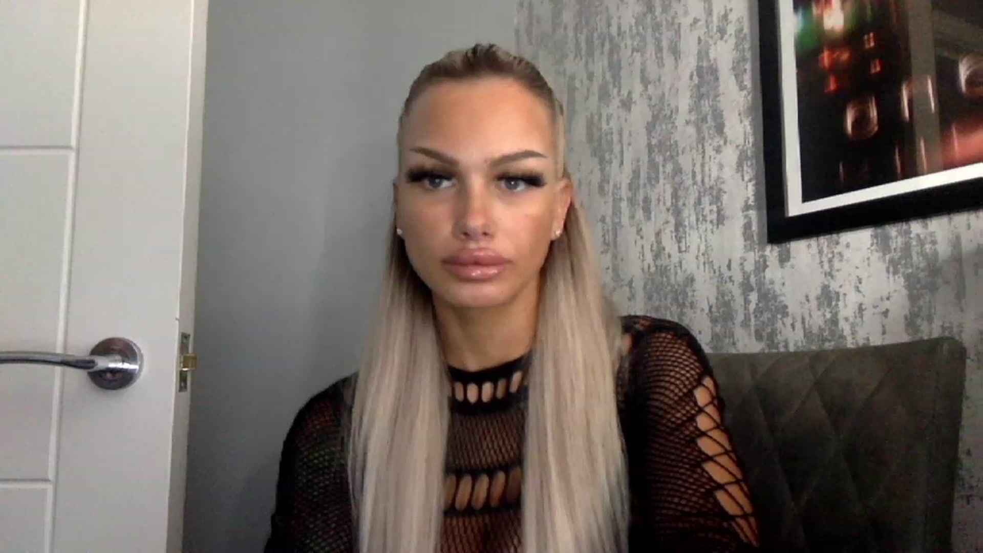 Gallery image thumbnail from BabyDaisyx's myfreecams stream on, 12/23/2022, 05:53 image 3 of 20