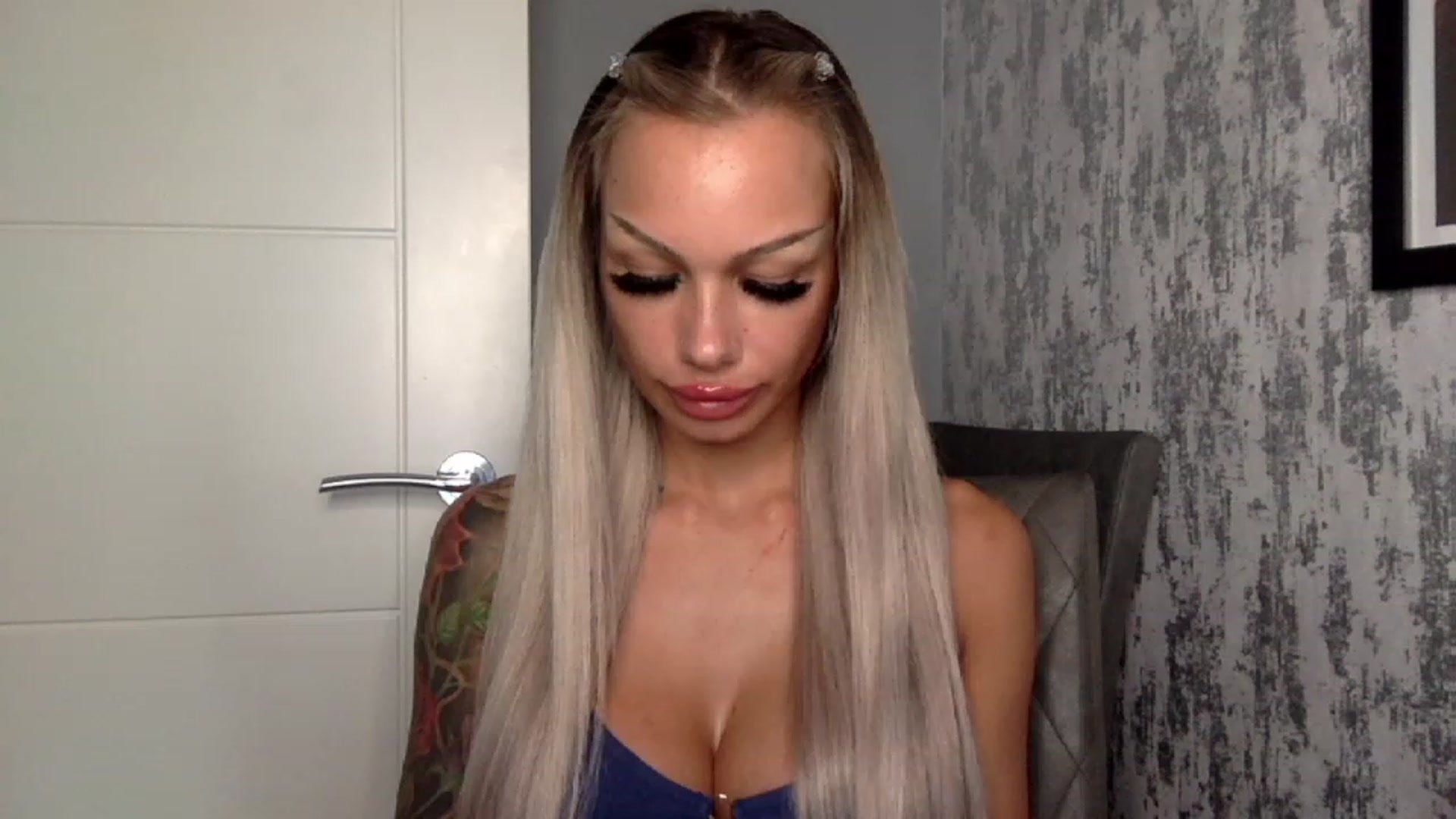 Gallery image thumbnail from BabyDaisyx's myfreecams stream on, 01/04/2023, 11:44 image 3 of 20