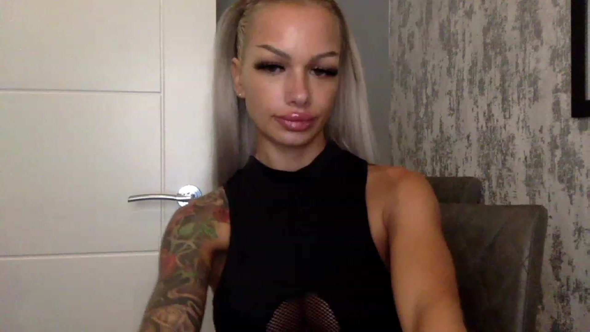 Gallery image thumbnail from BabyDaisyx's myfreecams stream on, 01/05/2023, 09:12 image 10 of 20