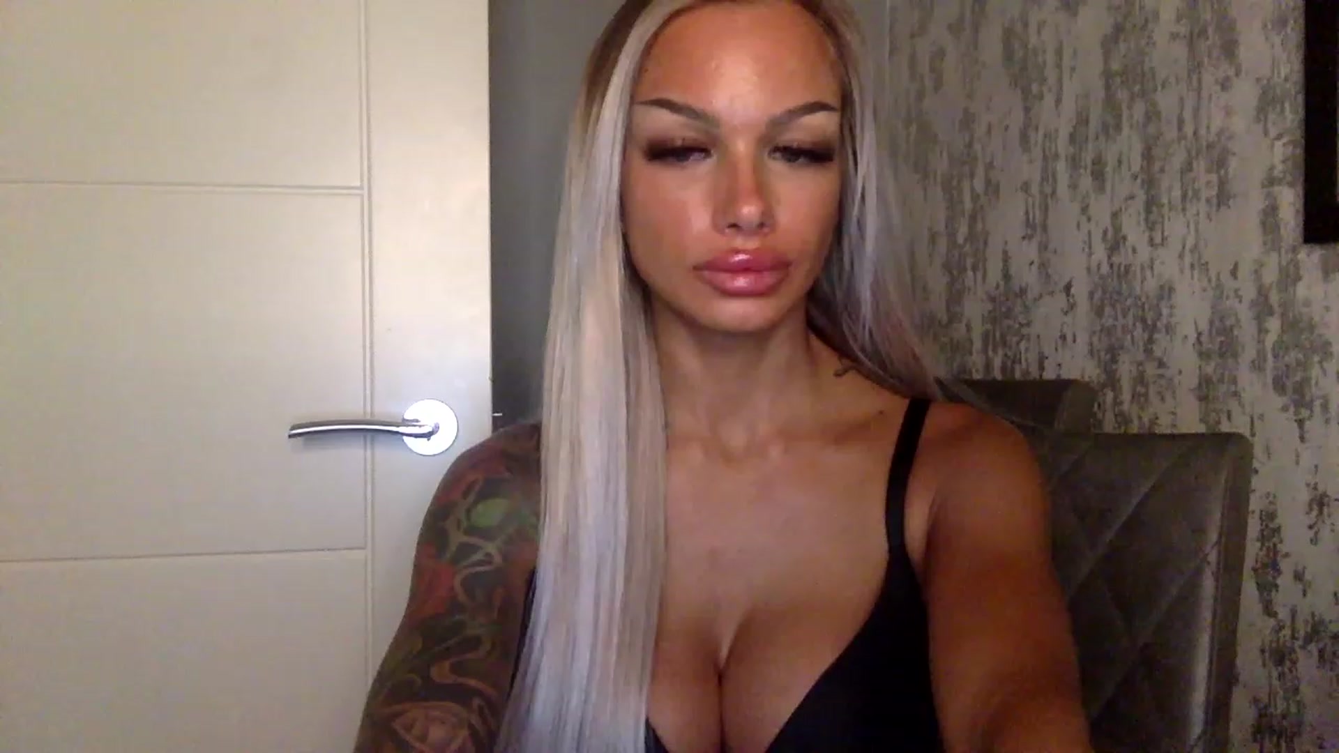 Gallery image thumbnail from BabyDaisyx's myfreecams stream on, 01/07/2023, 05:56 image 8 of 20