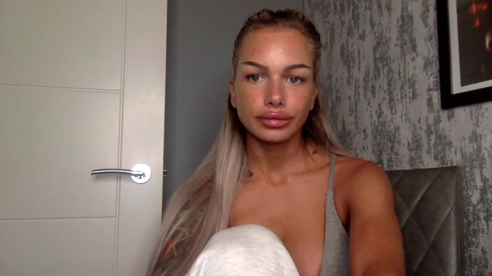 Gallery image thumbnail from BabyDaisyx's myfreecams stream on, 01/10/2023, 07:10 image 13 of 20
