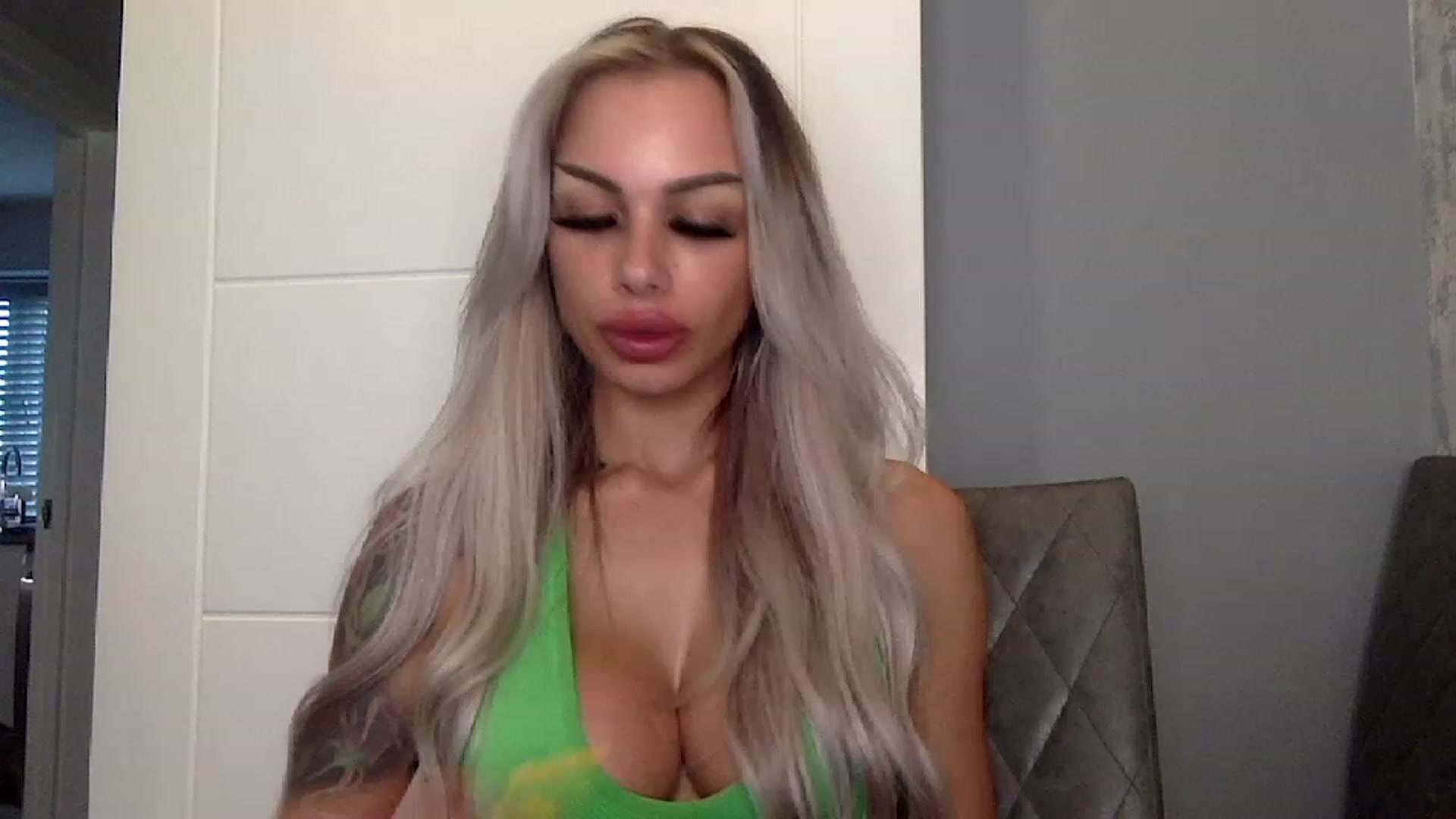 Gallery image thumbnail from BabyDaisyx's myfreecams stream on, 01/20/2023, 15:13 image 16 of 20