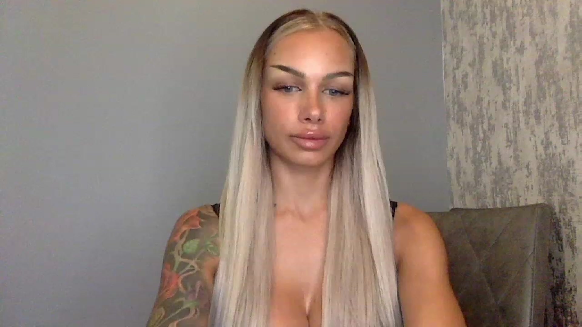 Gallery image thumbnail from BabyDaisyx's myfreecams stream on, 01/27/2023, 12:39 image 19 of 20