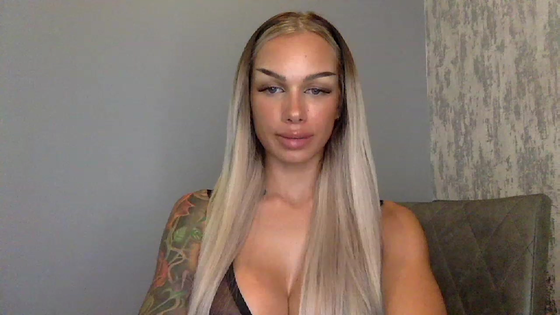 Gallery image thumbnail from BabyDaisyx's myfreecams stream on, 01/27/2023, 12:39 image 18 of 20