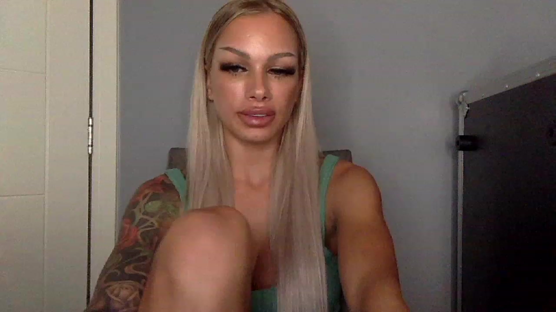 Gallery image thumbnail from BabyDaisyx's myfreecams stream on, 02/12/2023, 13:22 image 18 of 20