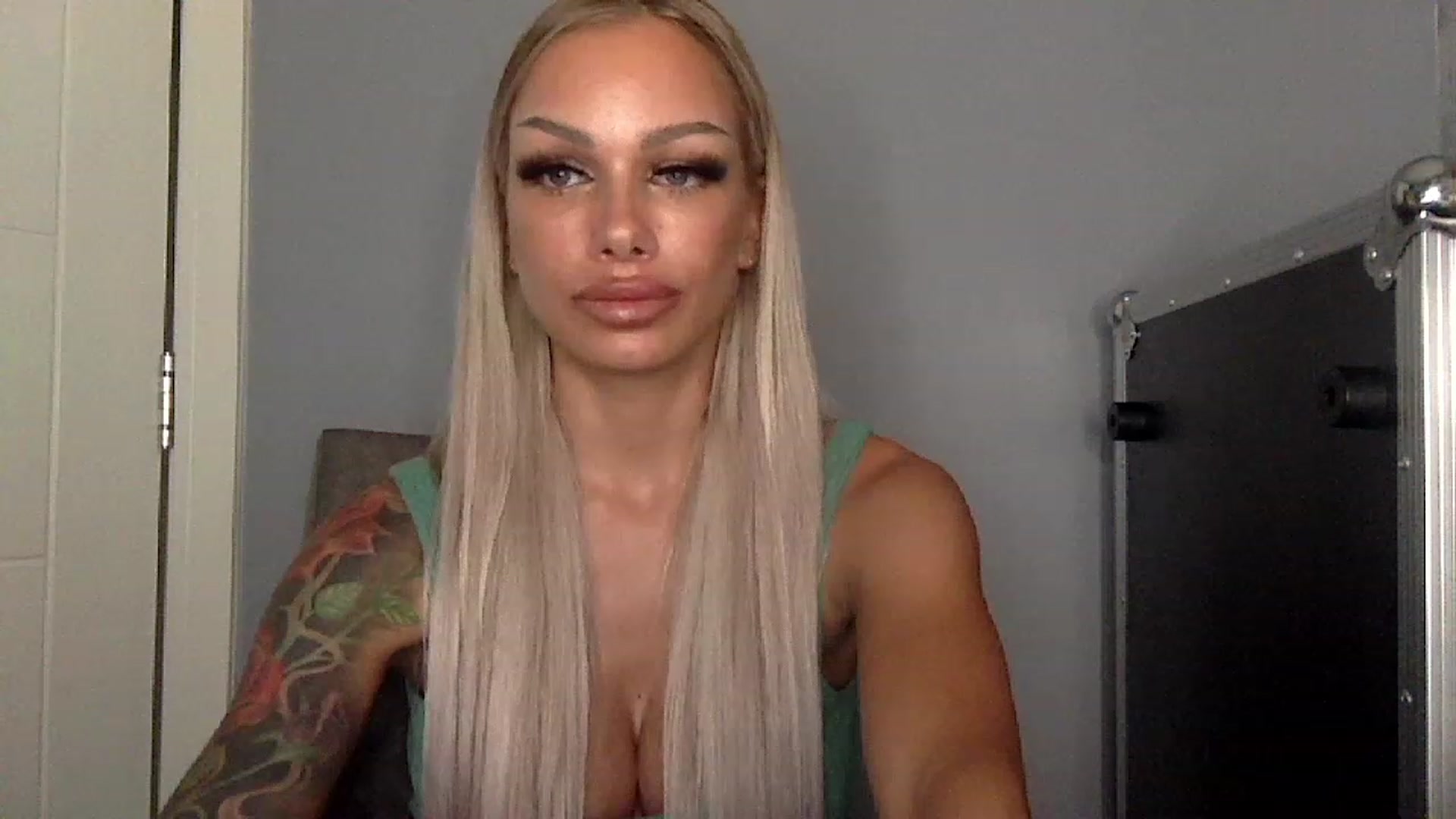 Gallery image thumbnail from BabyDaisyx's myfreecams stream on, 02/12/2023, 13:51 image 6 of 20