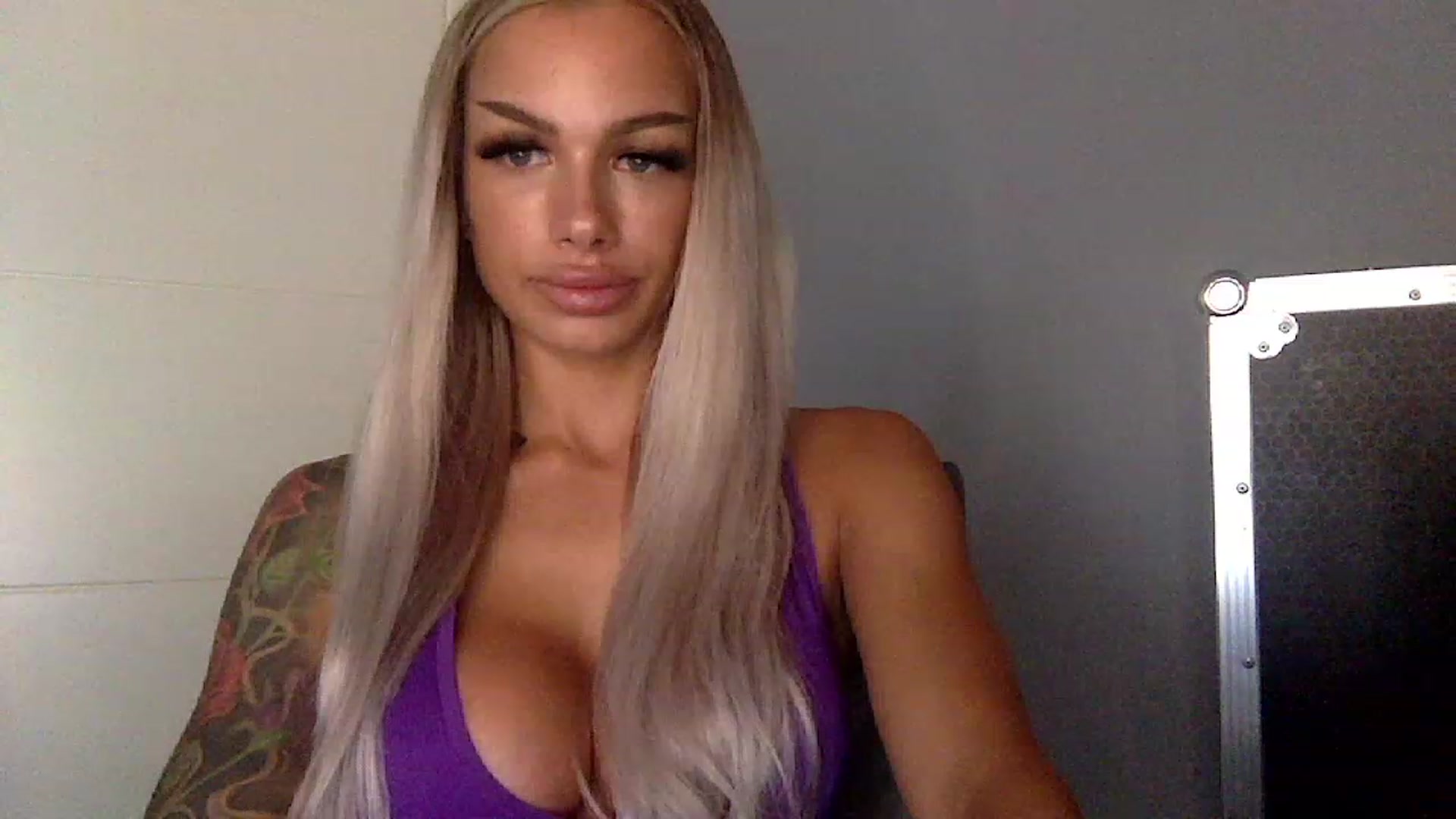 Gallery image thumbnail from BabyDaisyx's myfreecams stream on, 02/18/2023, 09:53 image 12 of 20