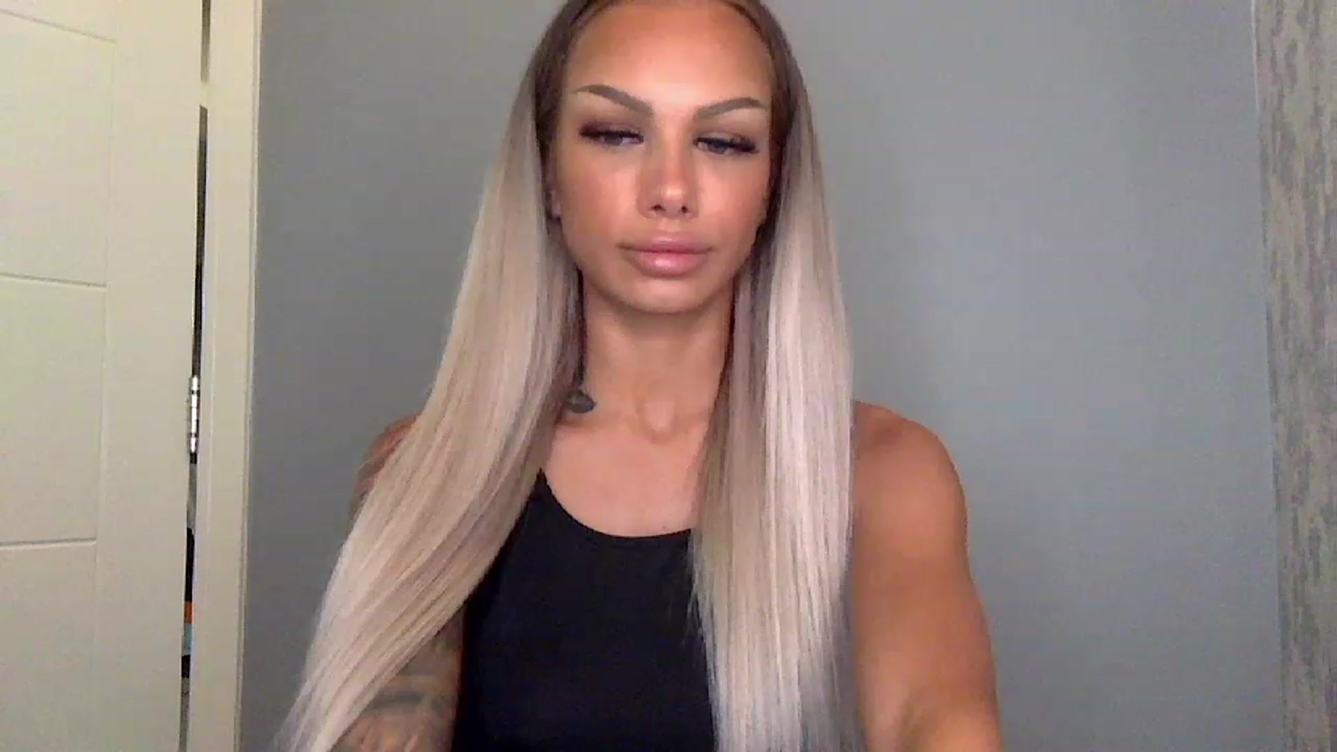 Gallery image thumbnail from BabyDaisyx's myfreecams stream on, 04/06/2023, 03:20 image 3 of 20