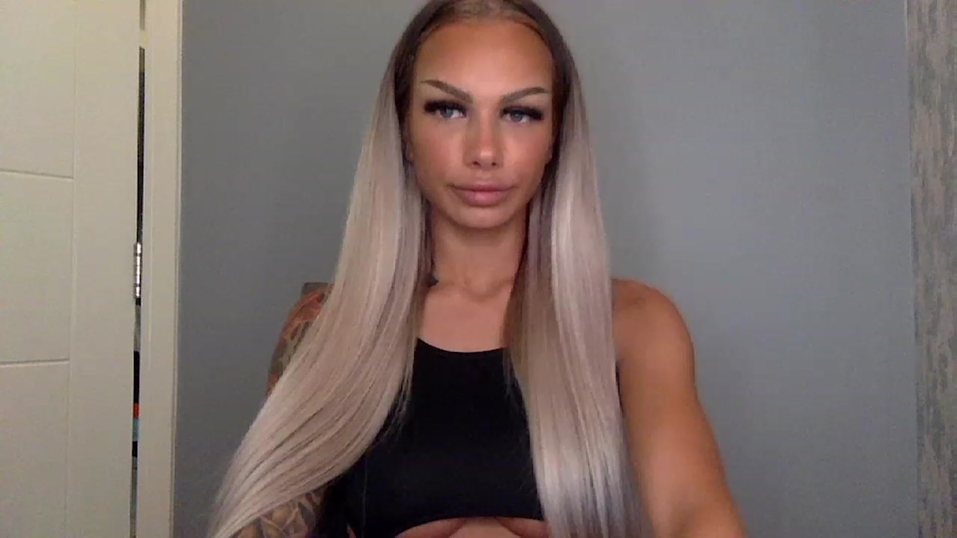 Gallery image thumbnail from BabyDaisyx's myfreecams stream on, 04/06/2023, 03:20 image 18 of 20