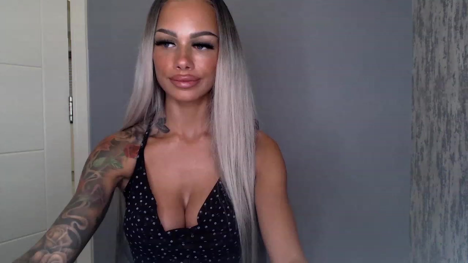 Gallery image thumbnail from BabyDaisyx's myfreecams stream on, 04/12/2023, 16:04 image 10 of 20