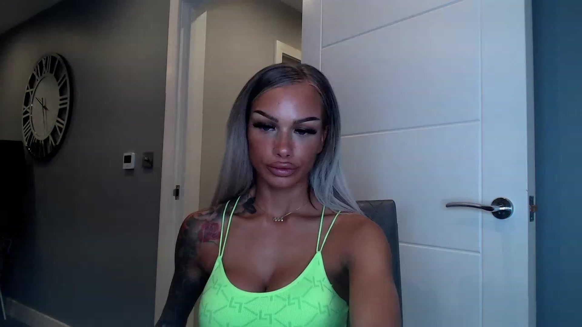 Gallery image thumbnail from BabyDaisyx's myfreecams stream on, 04/21/2023, 08:13 image 16 of 20