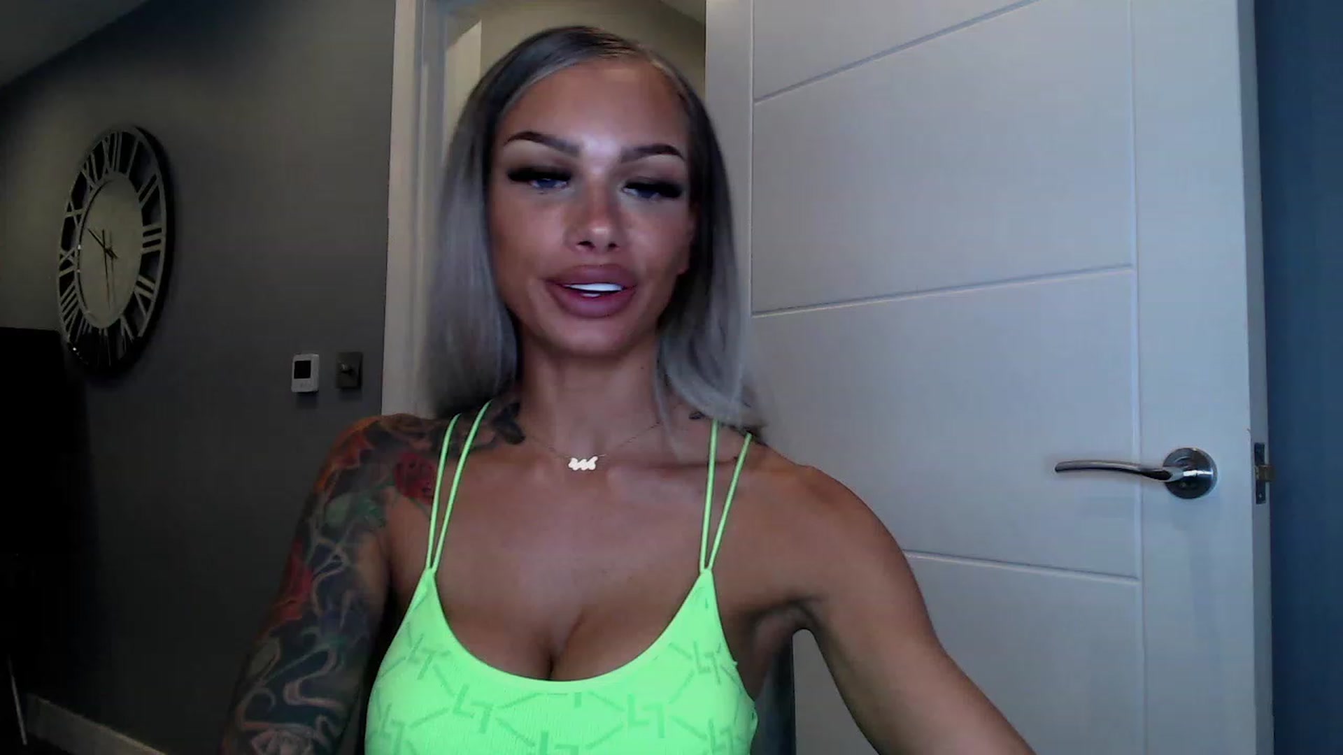 Gallery image thumbnail from BabyDaisyx's myfreecams stream on, 04/21/2023, 08:55 image 18 of 20