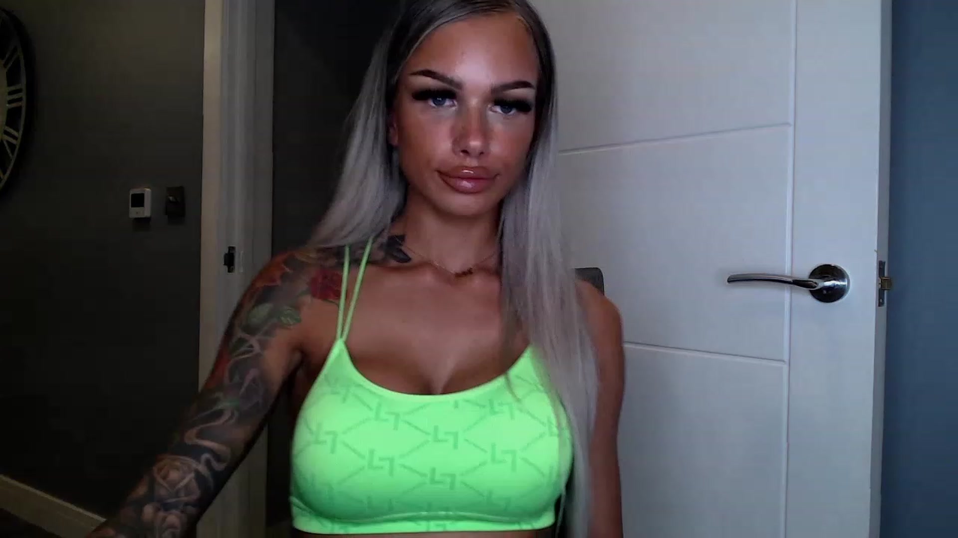 Gallery image thumbnail from BabyDaisyx's myfreecams stream on, 04/21/2023, 19:22 image 4 of 20