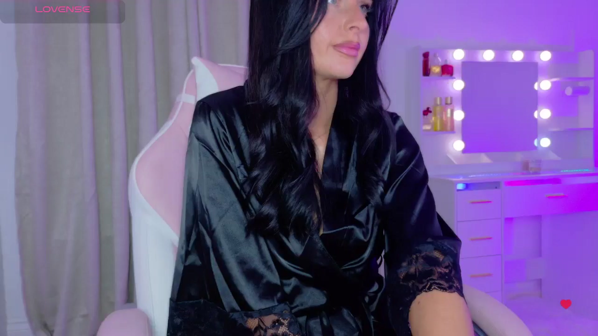 Gallery image thumbnail from BabyFir3's myfreecams stream on, 04/21/2026, 17:15 image 17 of 20